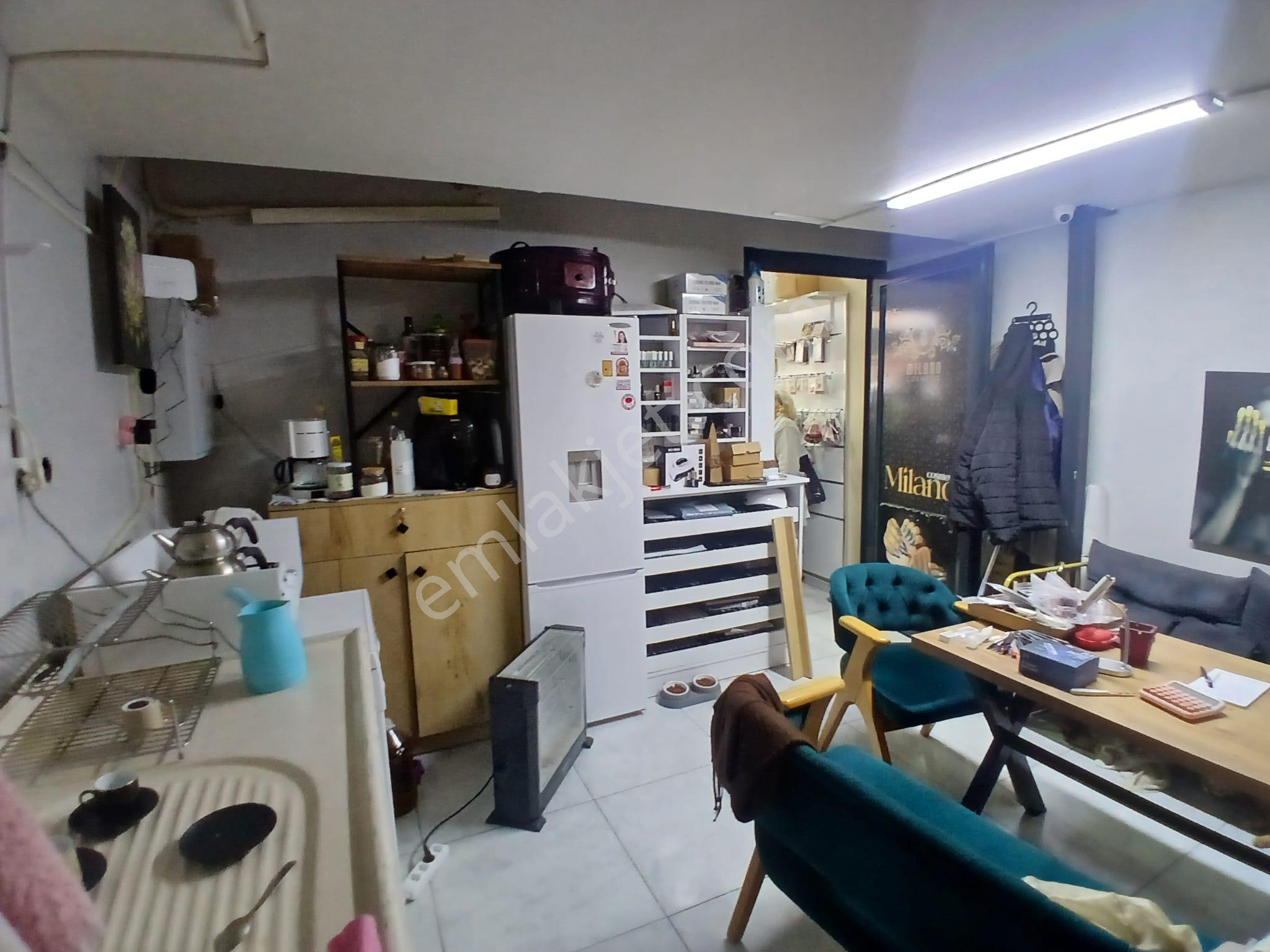 Buca Çevik 1 Meydanda Lokasyonu Süper Satılık 50 M2 Dükkan - Görsel 5