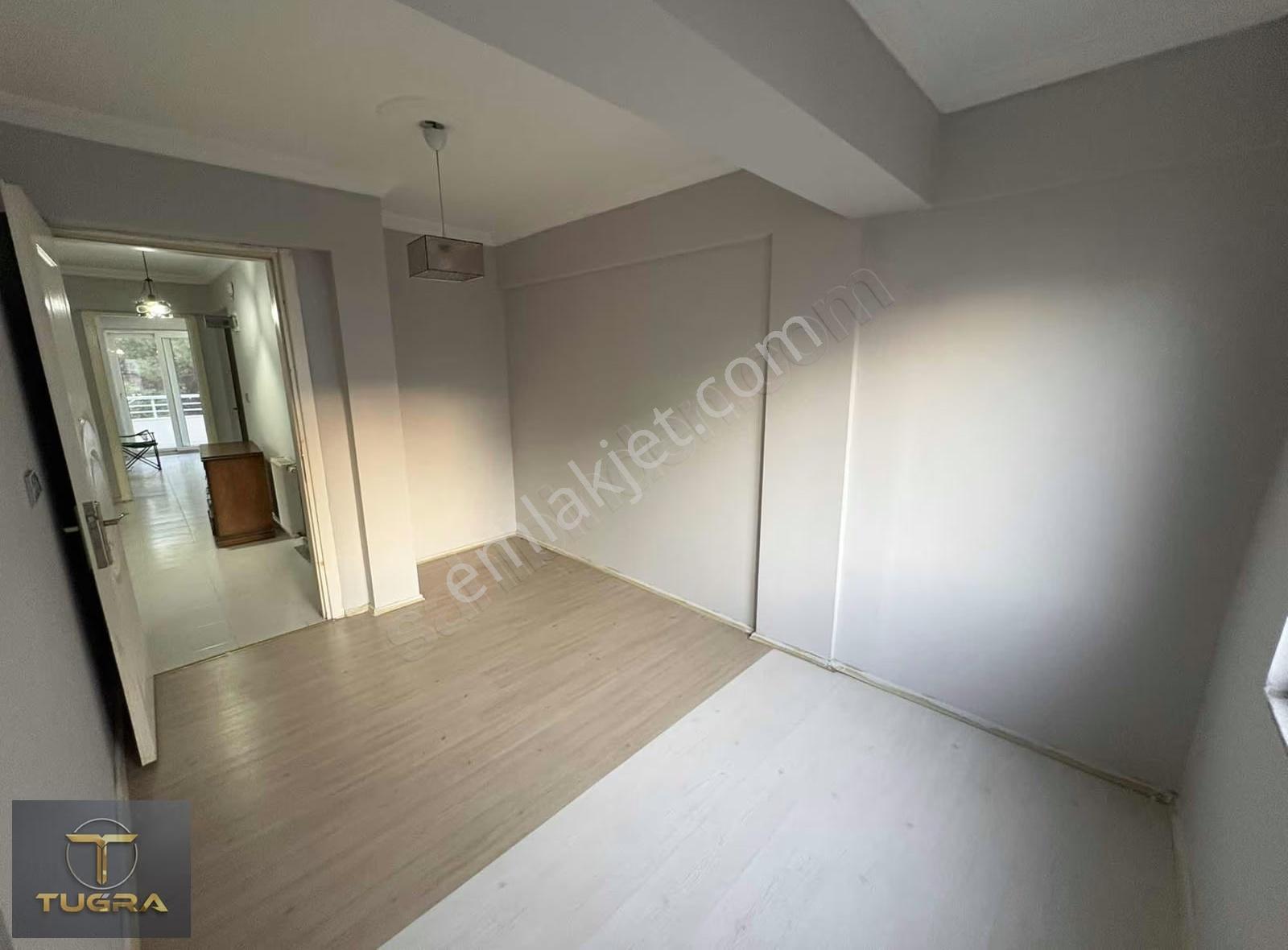 Tuğradan Celal Bayar Üniversitesi Mevkii Kiralık 3+1 Daire - Görsel 8