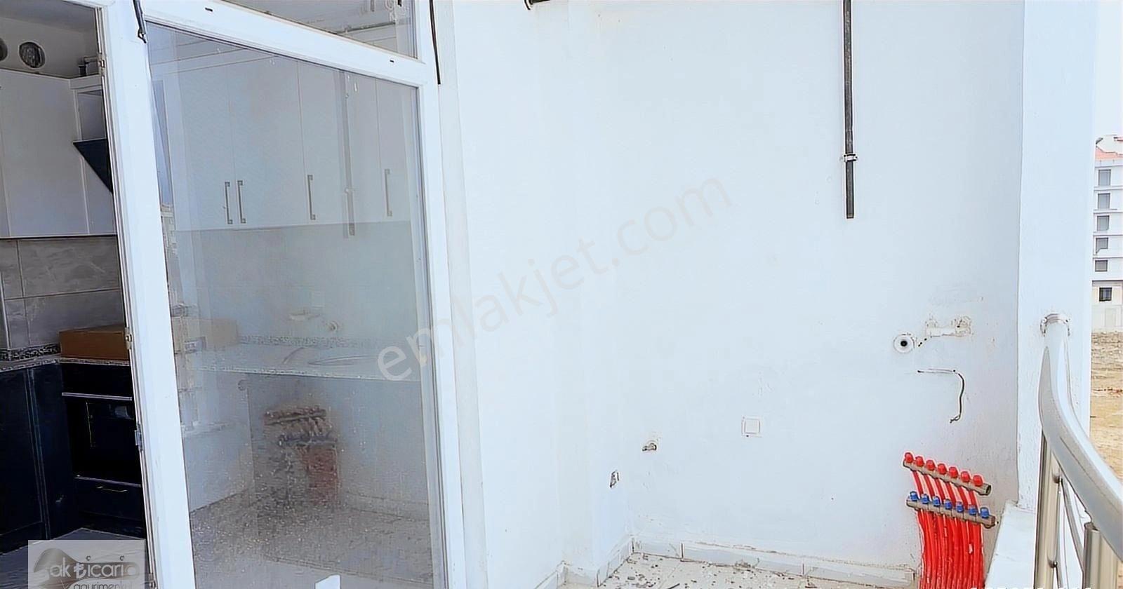 Fetih Cd. Tramvaya Yakın Site İçi Sıfır 2+1 Arakat Satılık Daire - Görsel 2