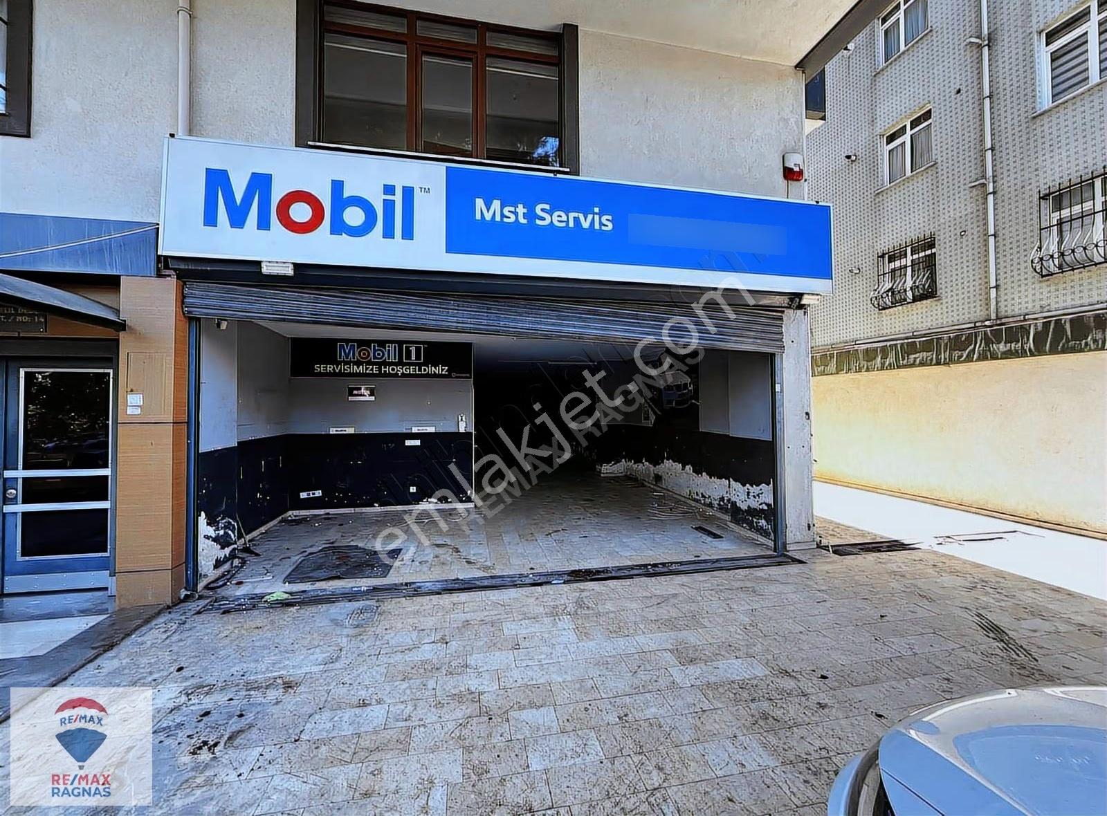 Üsküdar Kısıklı Bahçeli Ve Ön Kullanımlı Satılık Dükkan Mağaza