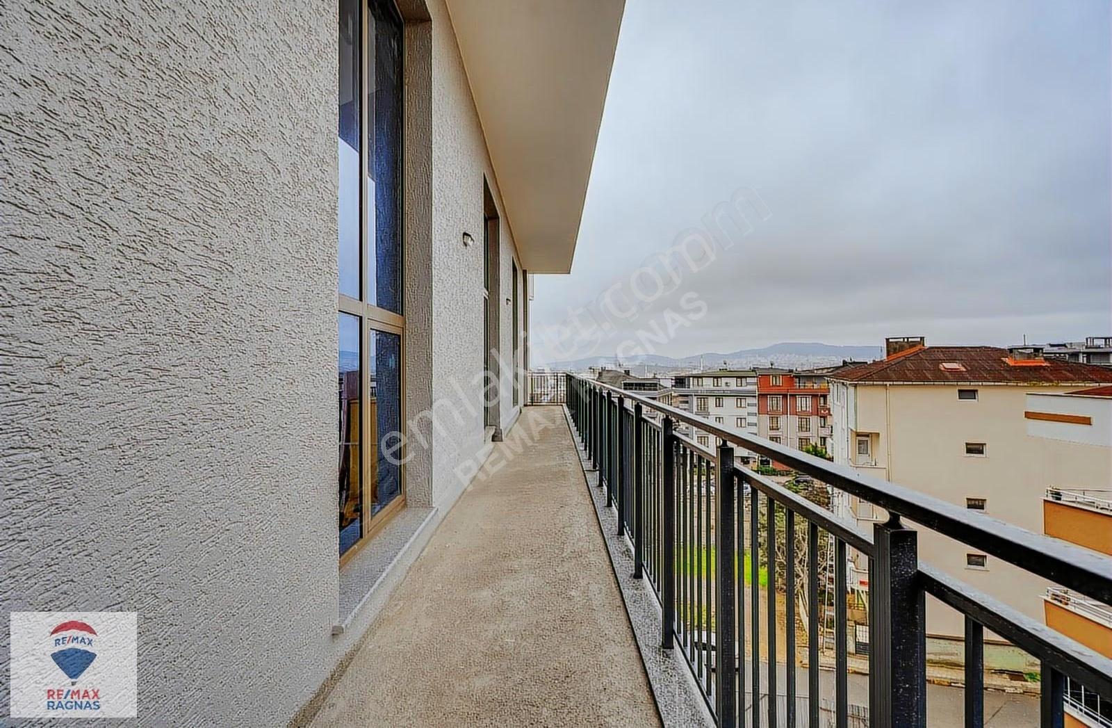 Sancaktepe Atatürk Caddesinde Kiralık Prestijli Plaza | 6.700 M - Görsel 10