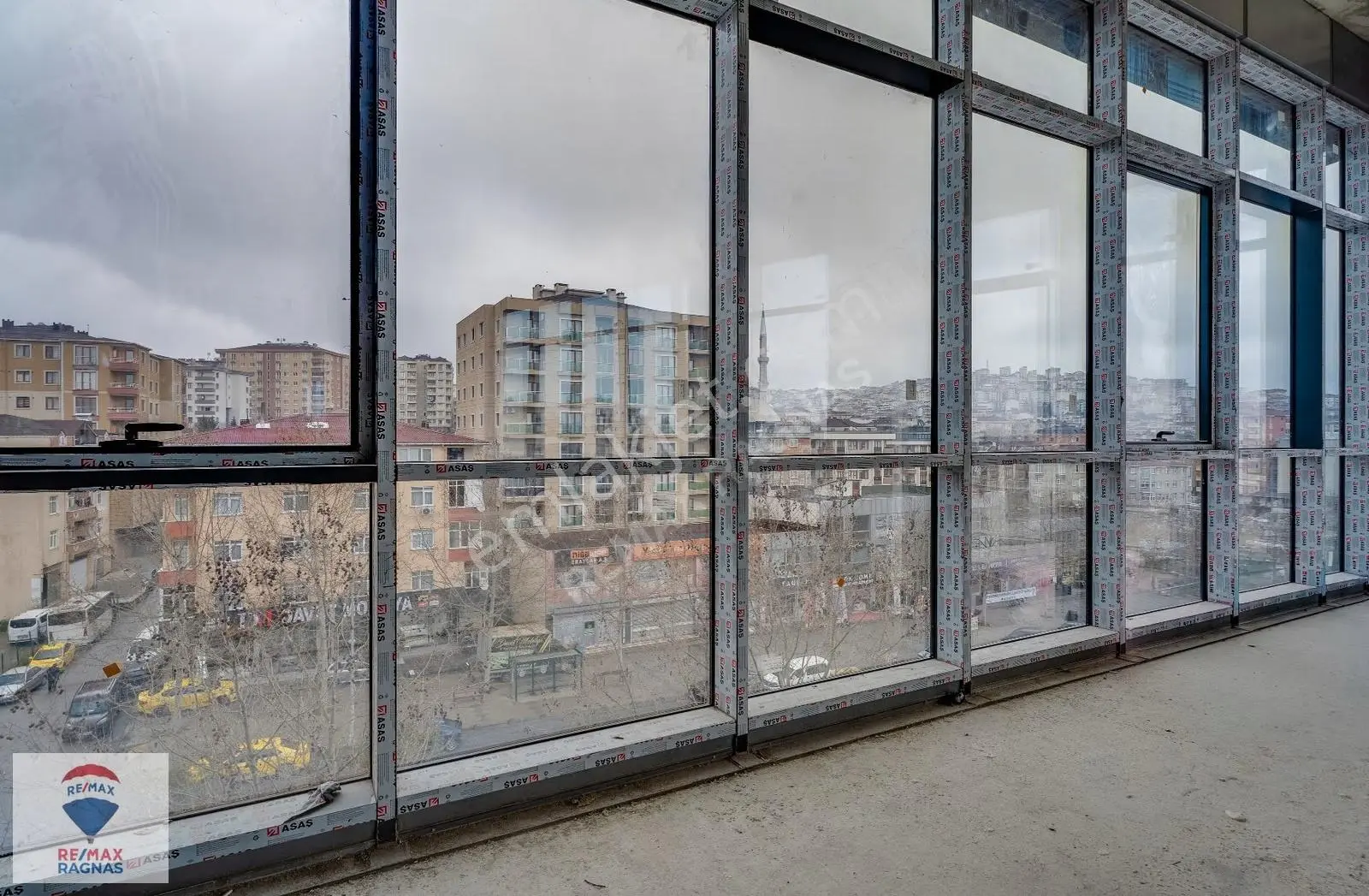Sancaktepe Atatürk Caddesinde Kiralık Prestijli Plaza | 6.700 M - Görsel 5