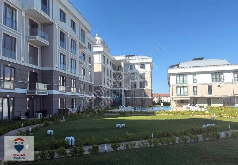 Pendik Captain Hill Residence'ta Satılık 1+1 Daire