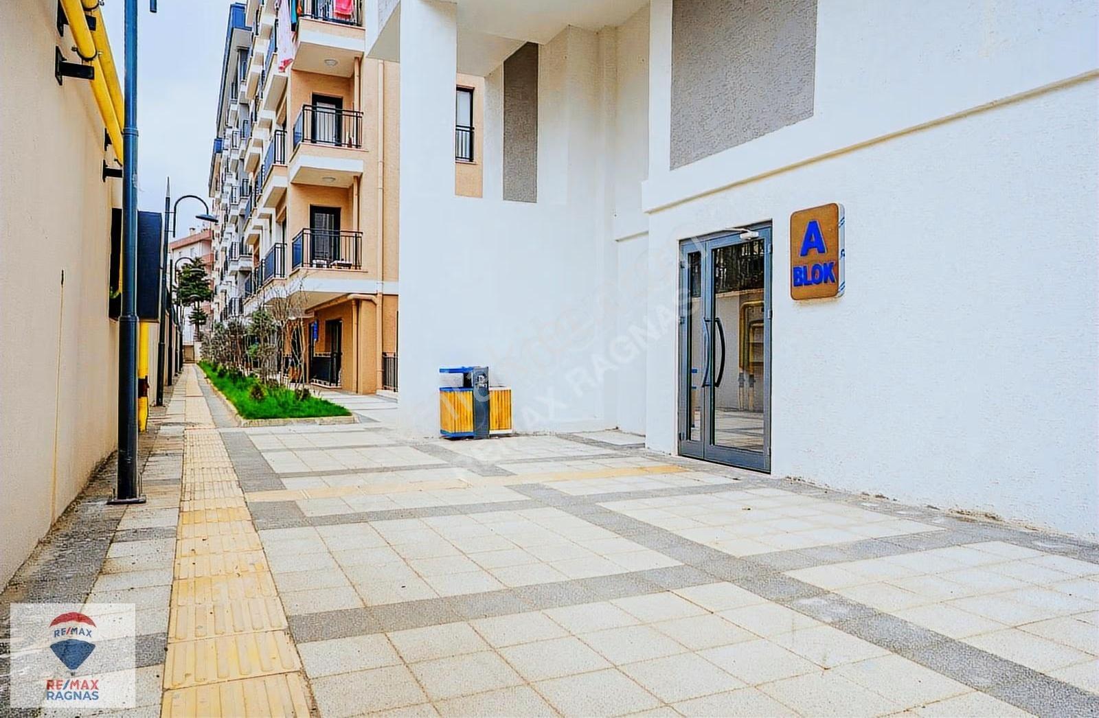 Öz Evim Sitesi Nde Satılık 2+1 Ara Kat Daire - Görsel 26