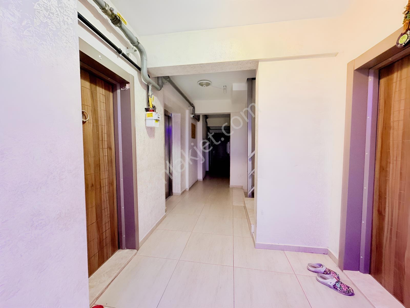 Karşıyaka Örnekköy Mah. Eşyalı Kiralık 2+1 Daire - Görsel 2