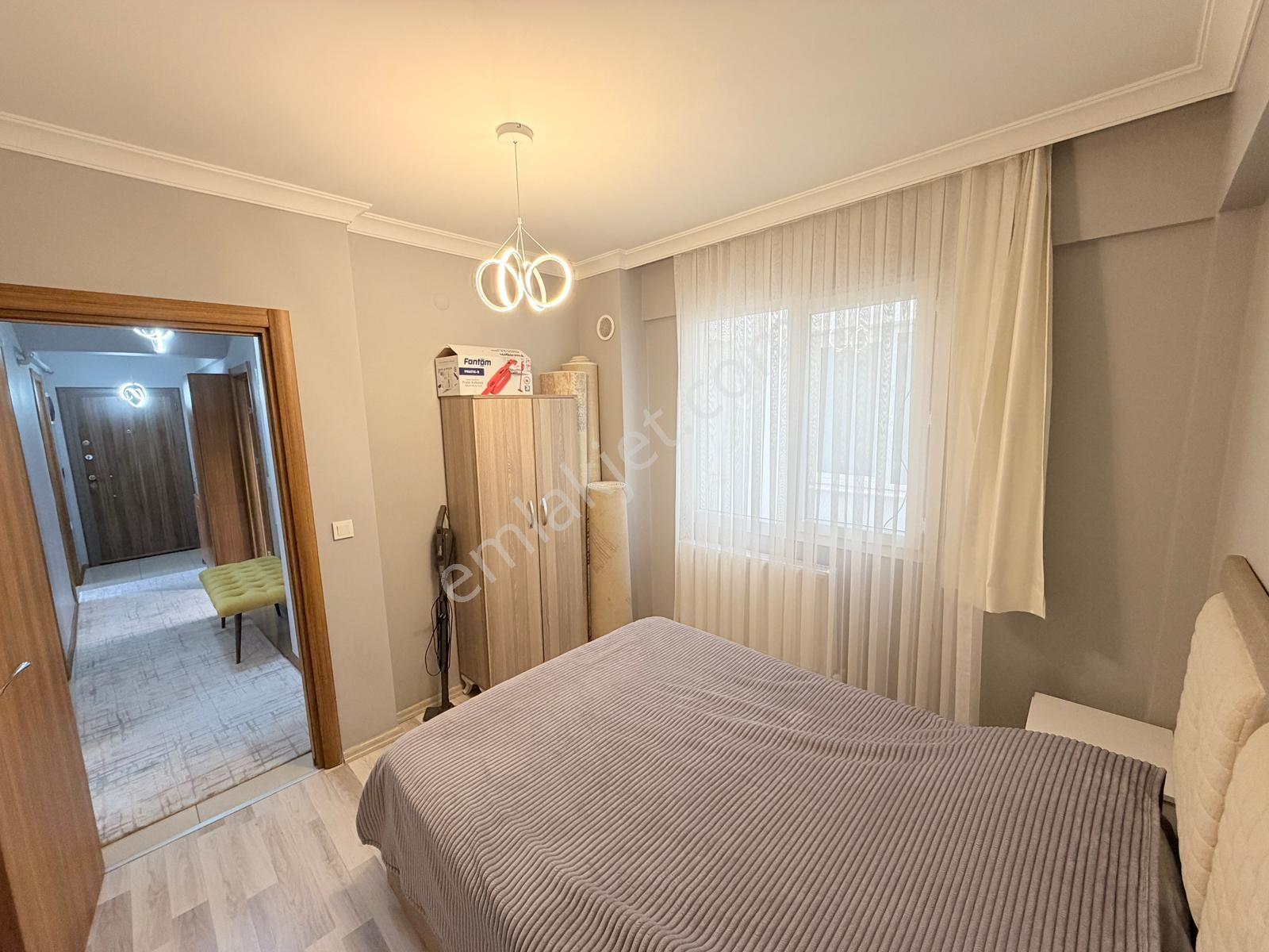 Karşıyaka Örnekköy Mah. Eşyalı Kiralık 2+1 Daire - Görsel 24