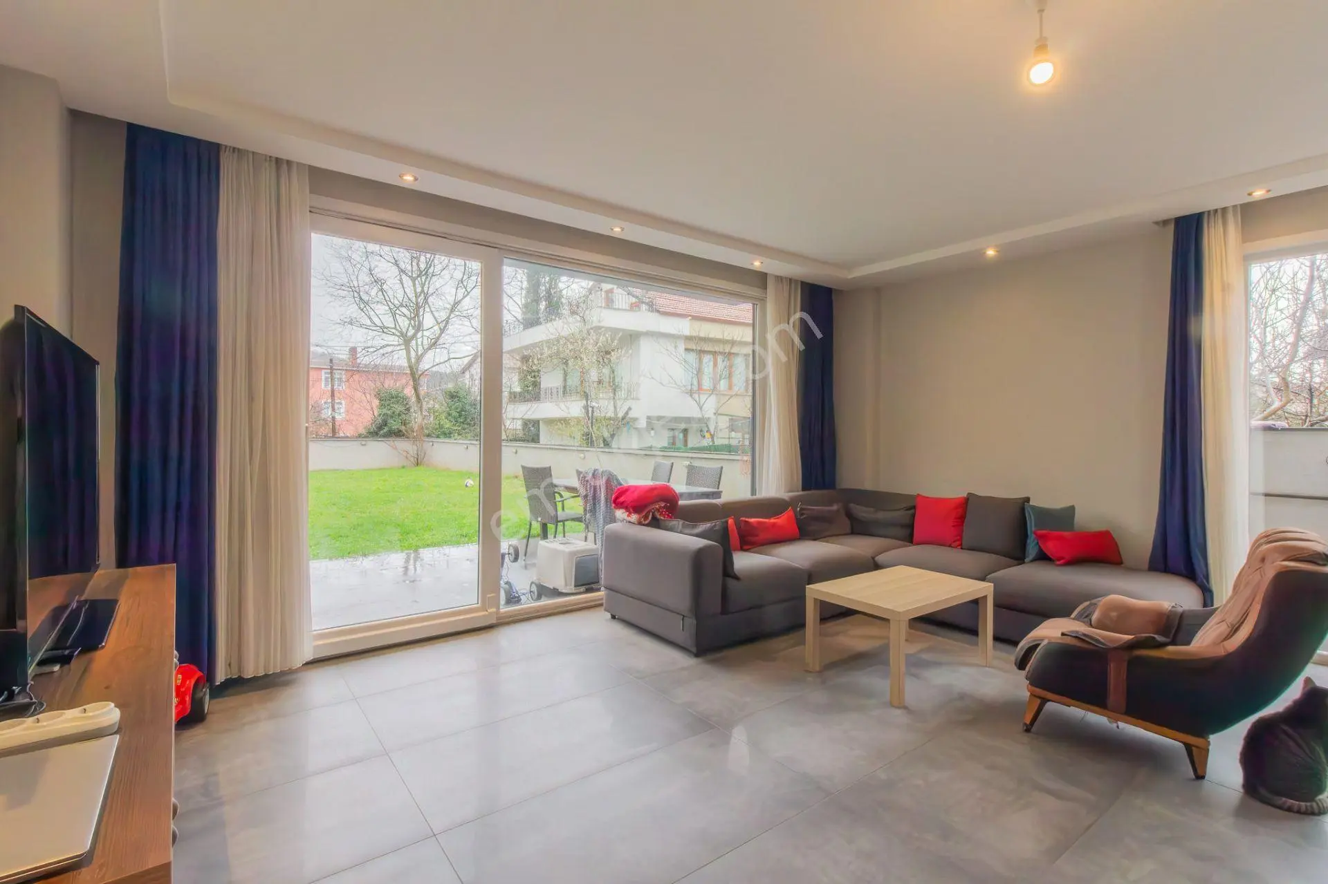 Kilyos Da 485 M2arsa İçinde Tam Müastakil Modern Lüx Villa - Görsel 4
