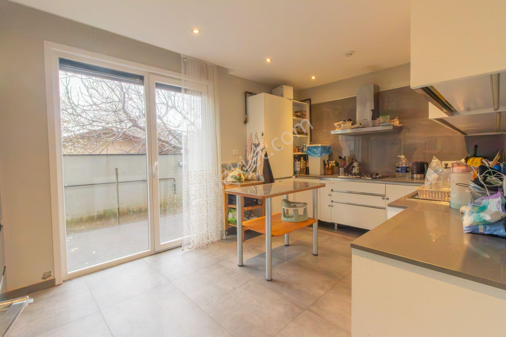 Kilyos Da 485 M2arsa İçinde Tam Müastakil Modern Lüx Villa - Görsel 8