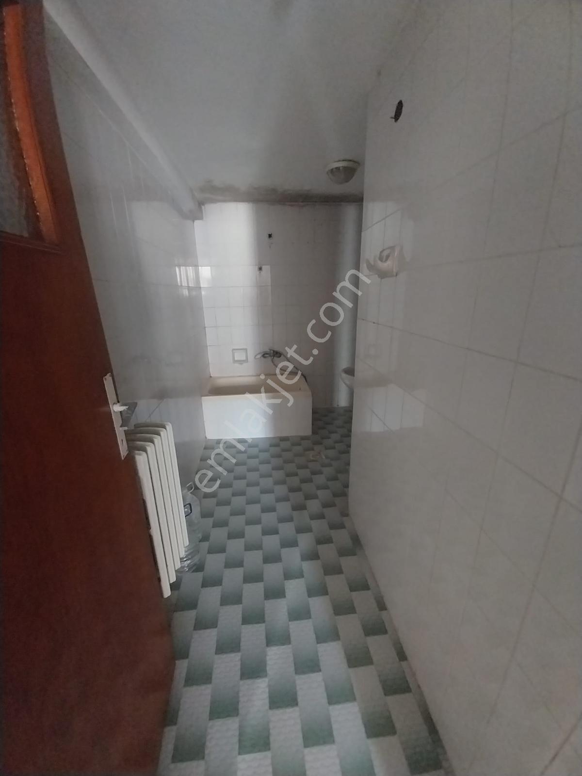 Kurtuluş Çarşı Merkez Kombili Balkonlu Kiralık 3+1 Daire - Görsel 21