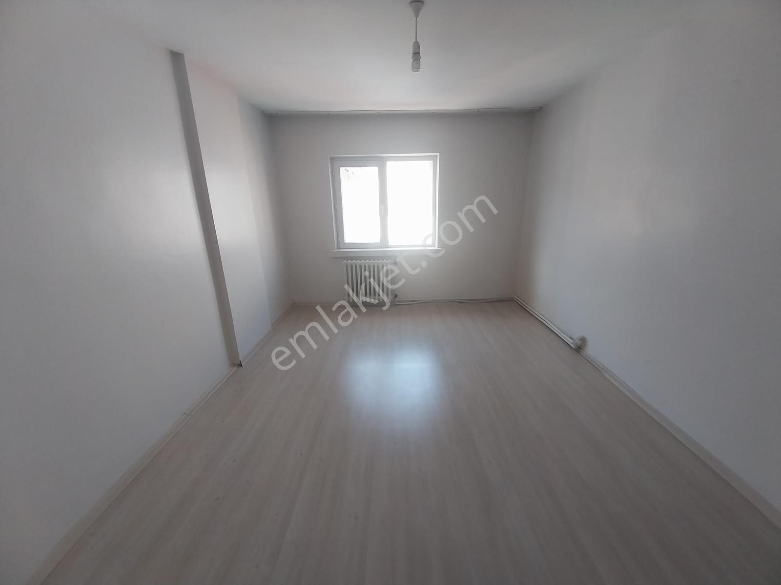 Kurtuluş Çarşı Merkez Kombili Balkonlu Kiralık 3+1 Daire - Görsel 13