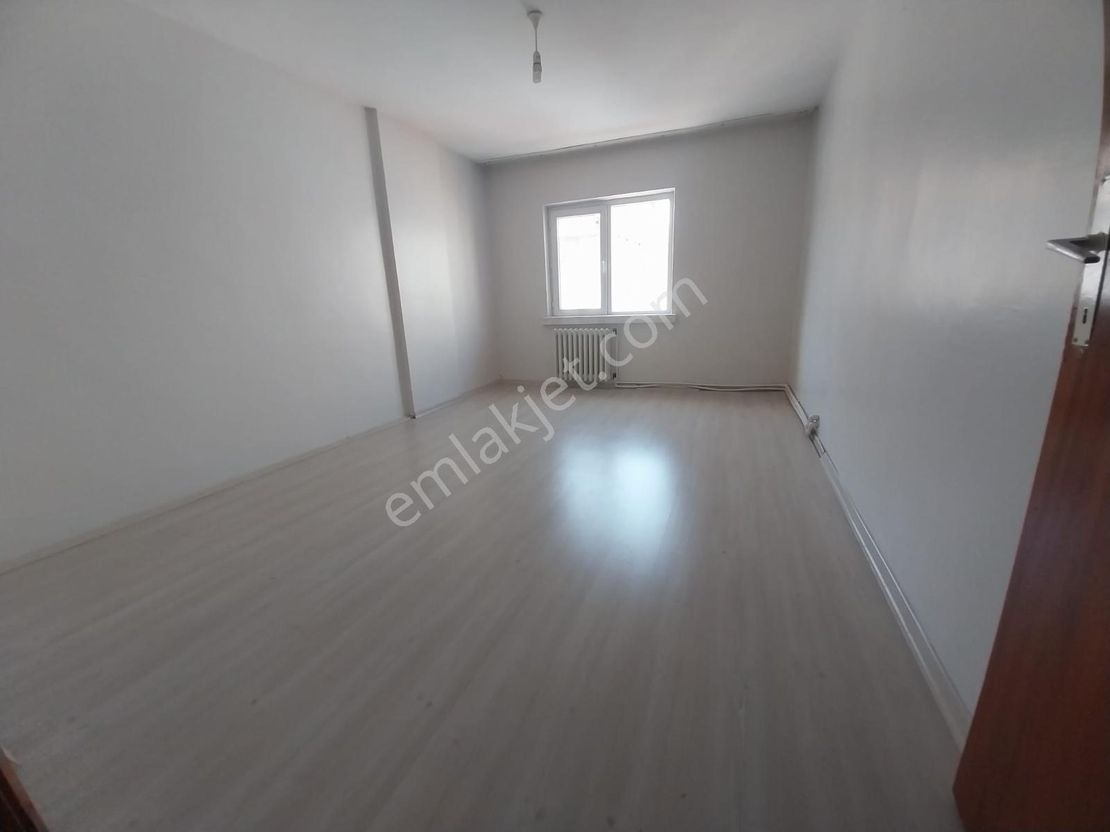 Kurtuluş Çarşı Merkez Kombili Balkonlu Kiralık 3+1 Daire - Görsel 17