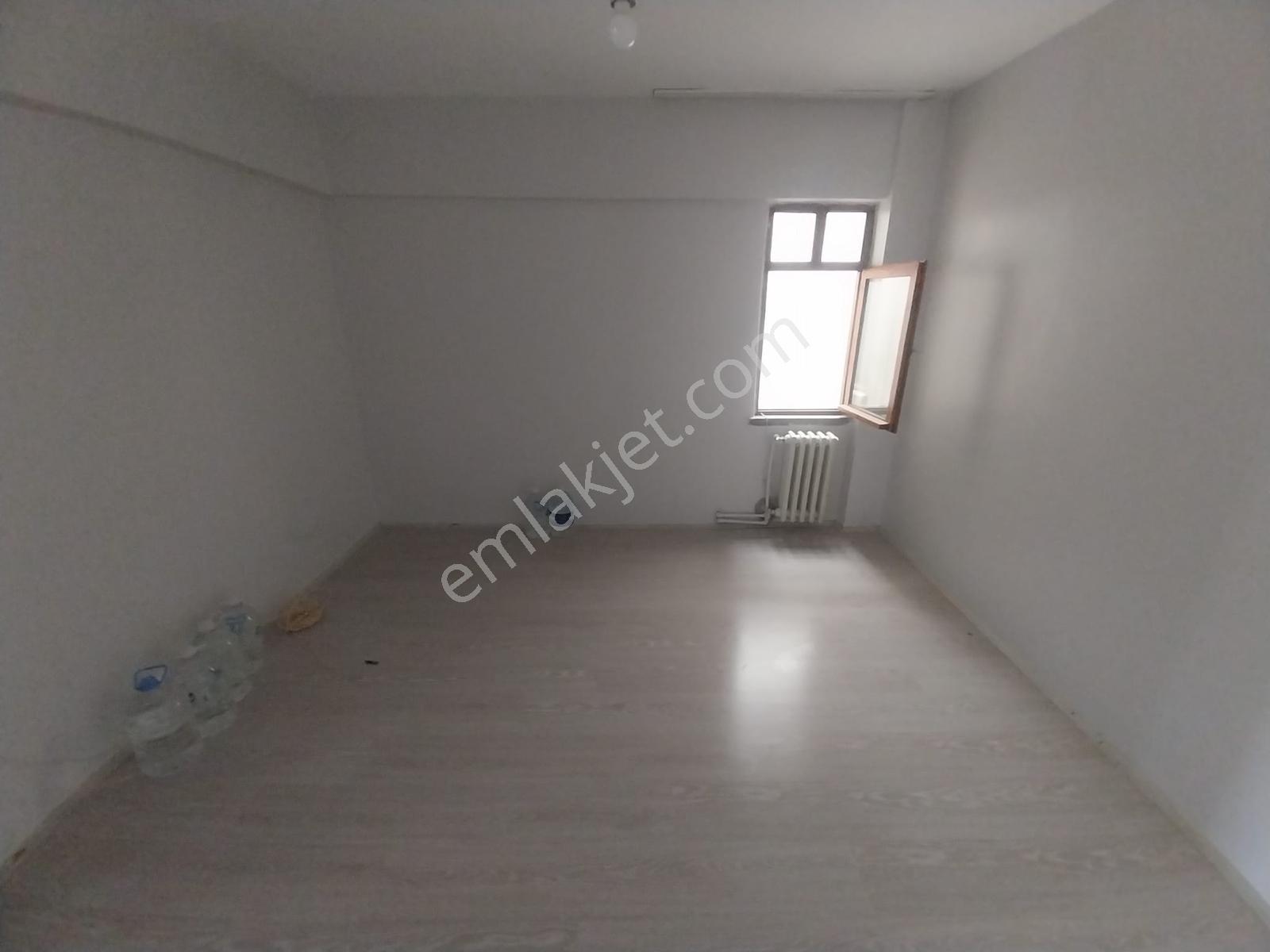 Kurtuluş Çarşı Merkez Kombili Balkonlu Kiralık 3+1 Daire - Görsel 27