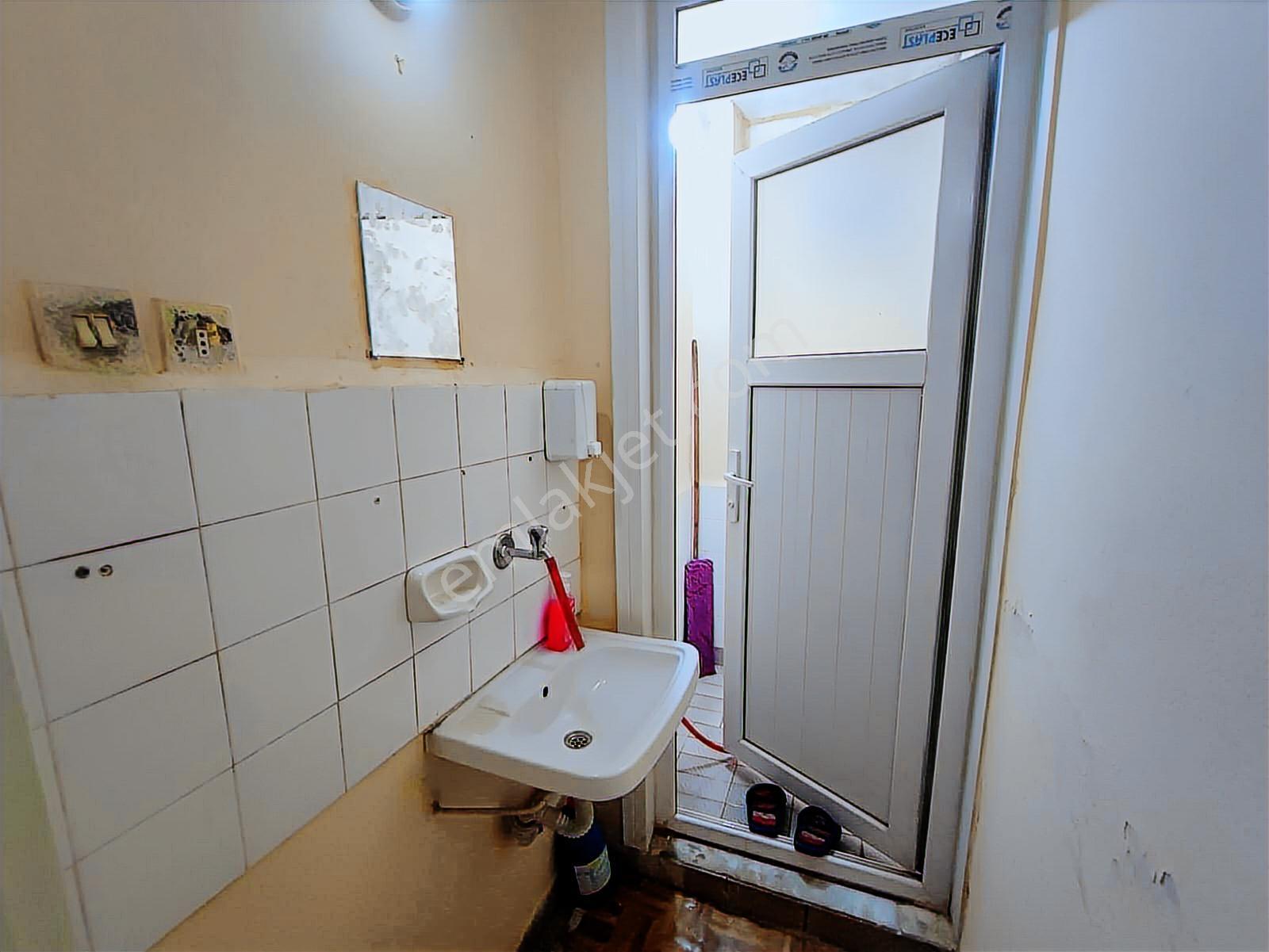Coldwell Banker'dan Sarayaltı Cadde Üstü 3 Katlı Satılık İşyeri - Görsel 9