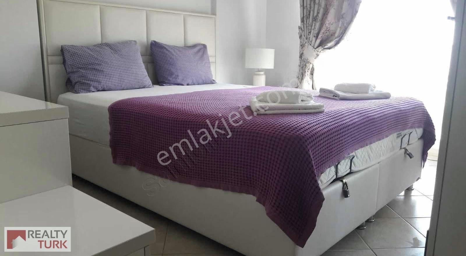 Royal Sitesinde Deniz Manzaralı Bahçeli Dubleks Satılık Daire - Görsel 22