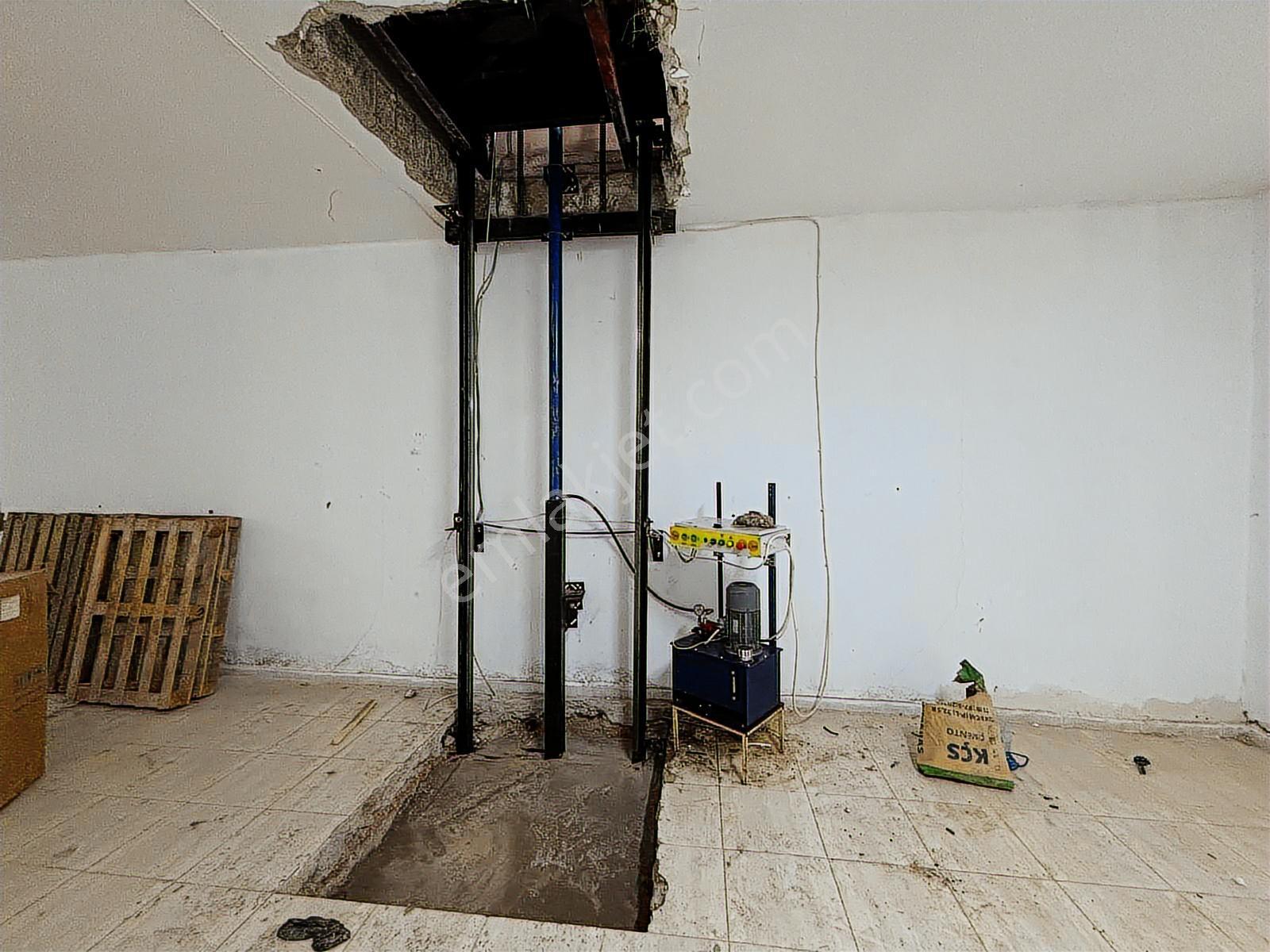 Cb'den Vadi Mh.de Cadde Üstü Geniş Kiralık İşyeri - Görsel 10