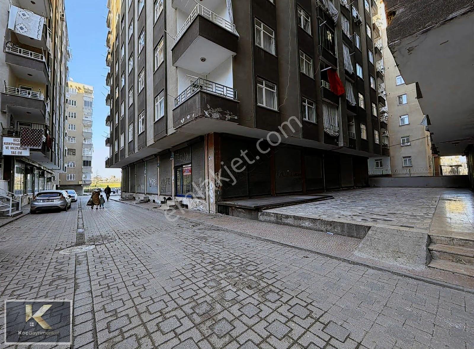 Bayramoğlunda Mansur Gros Arkası Satılık 500 M2 Fırsat Dükkan