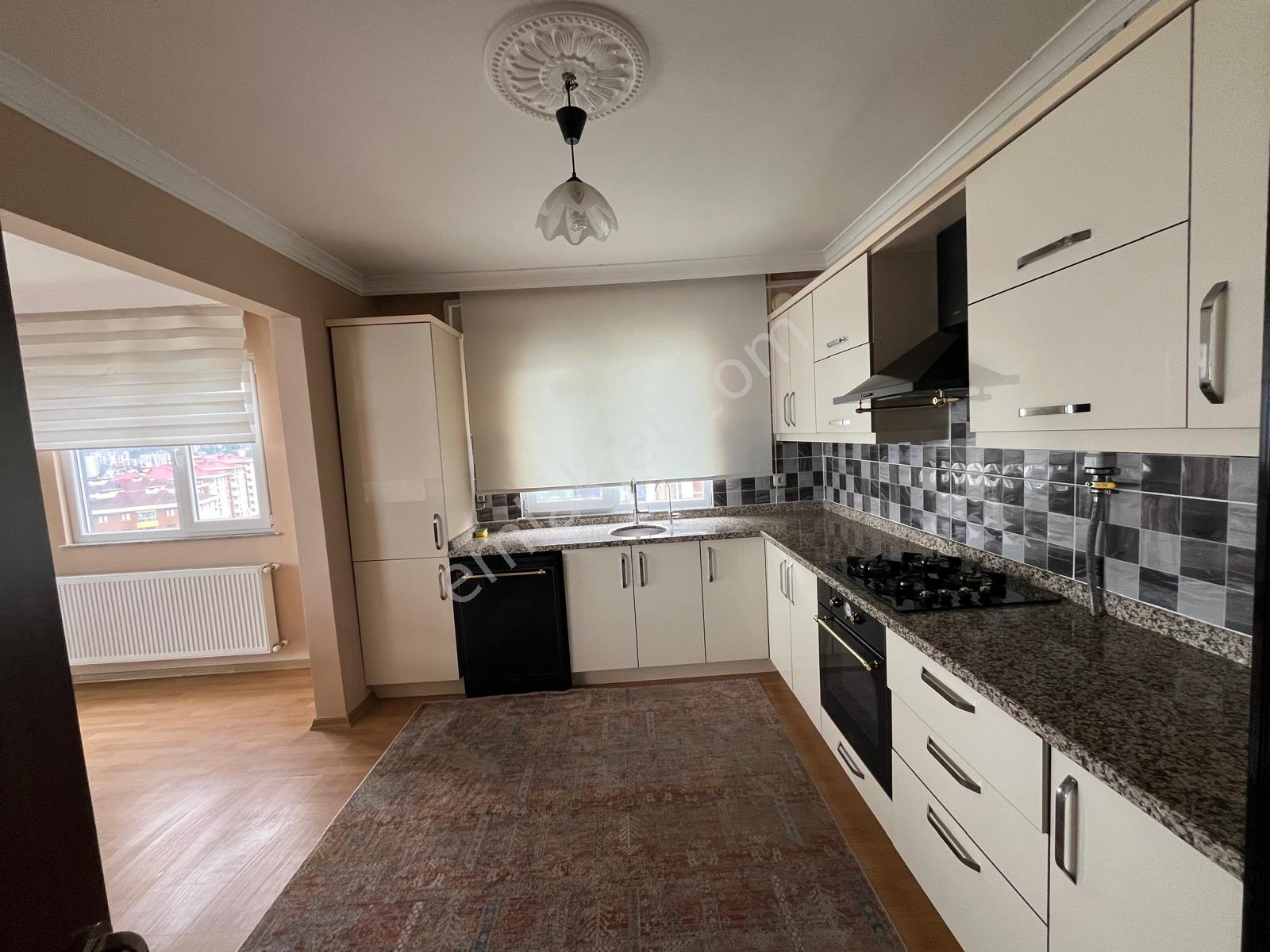 Trabzon Yalıncak'ta 4+1 Lüks Eşyalı Kiralık Daire (uzun Süreli) - Görsel 5