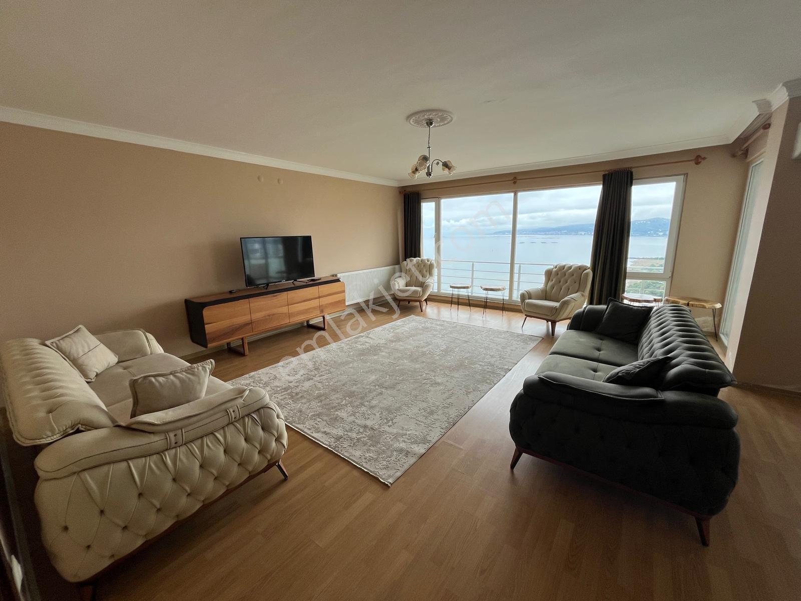 Trabzon Yalıncak'ta 4+1 Lüks Eşyalı Kiralık Daire (uzun Süreli) - Görsel 14