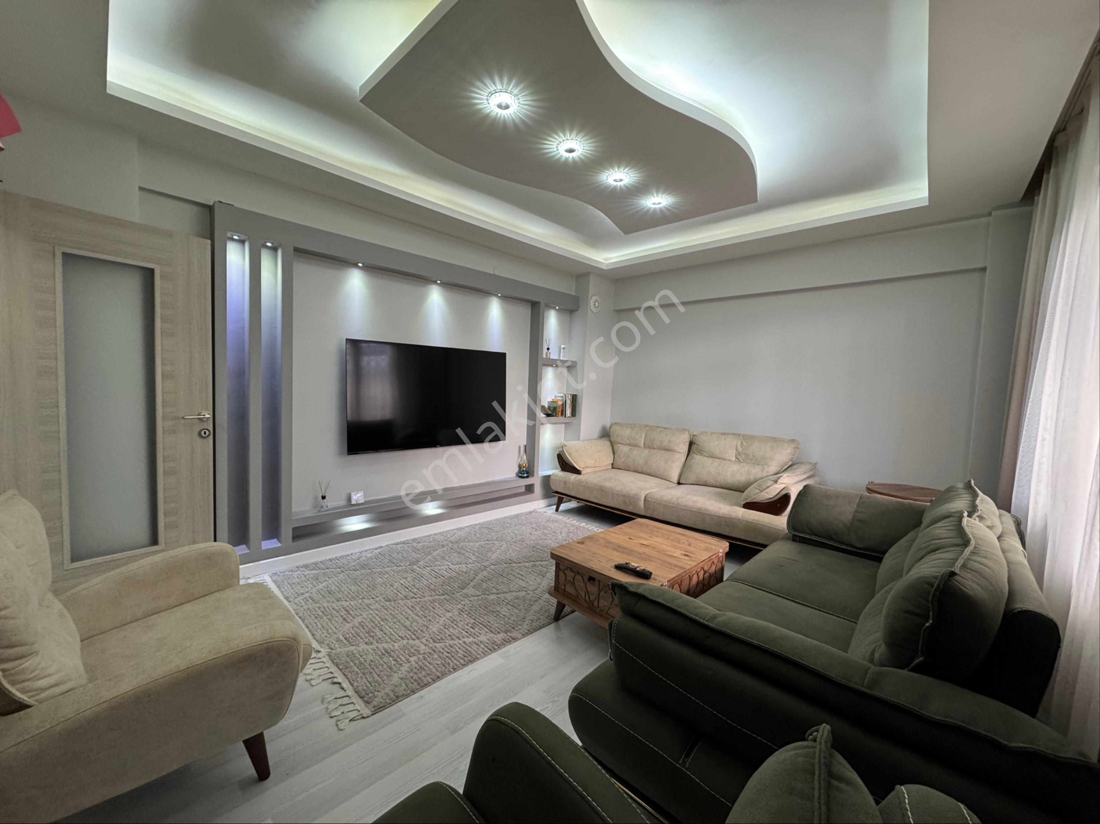 Buca Otokent Yakını Satılık Full Eşyalı D.gazlı Daire