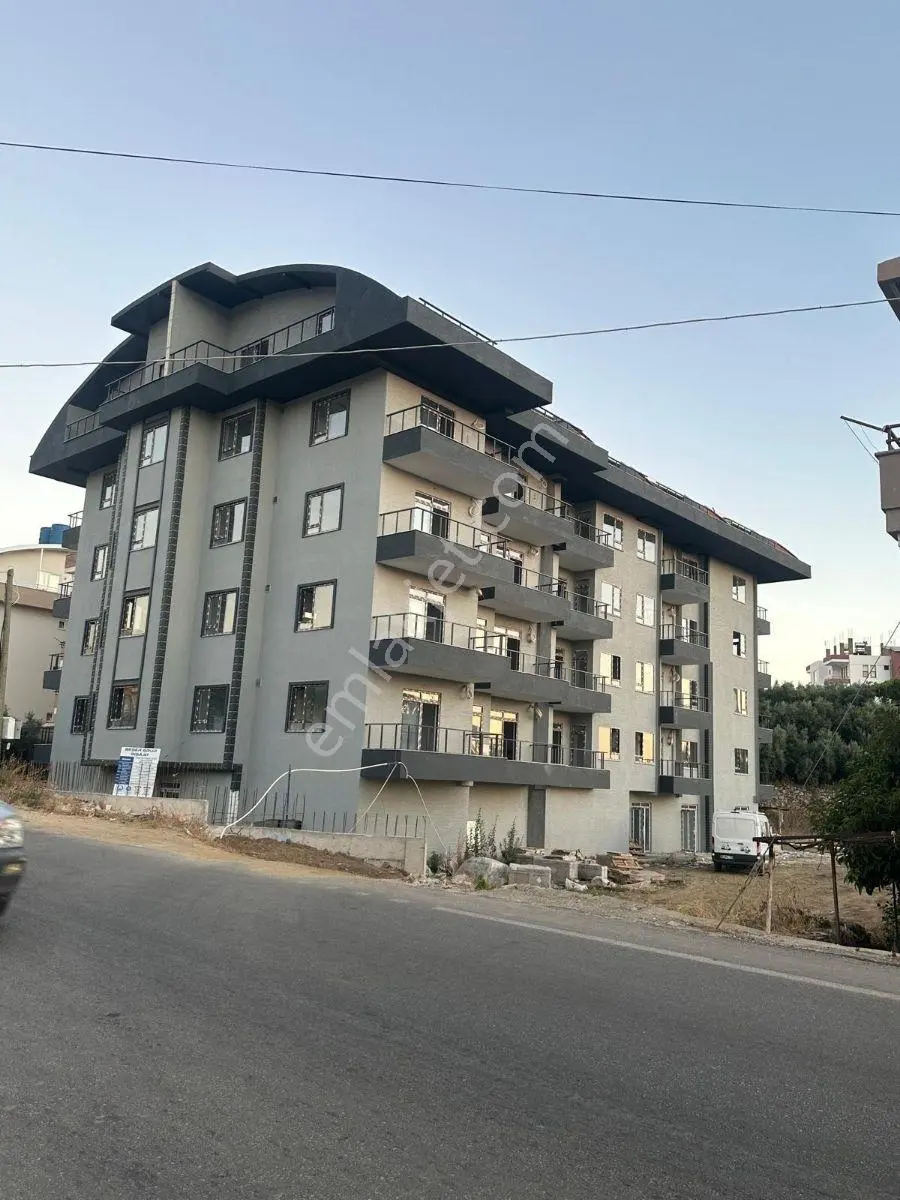 Alanya Konaklıda Muhteşem Şehir Merkezi Denize Yakin 1+1 Yazlık