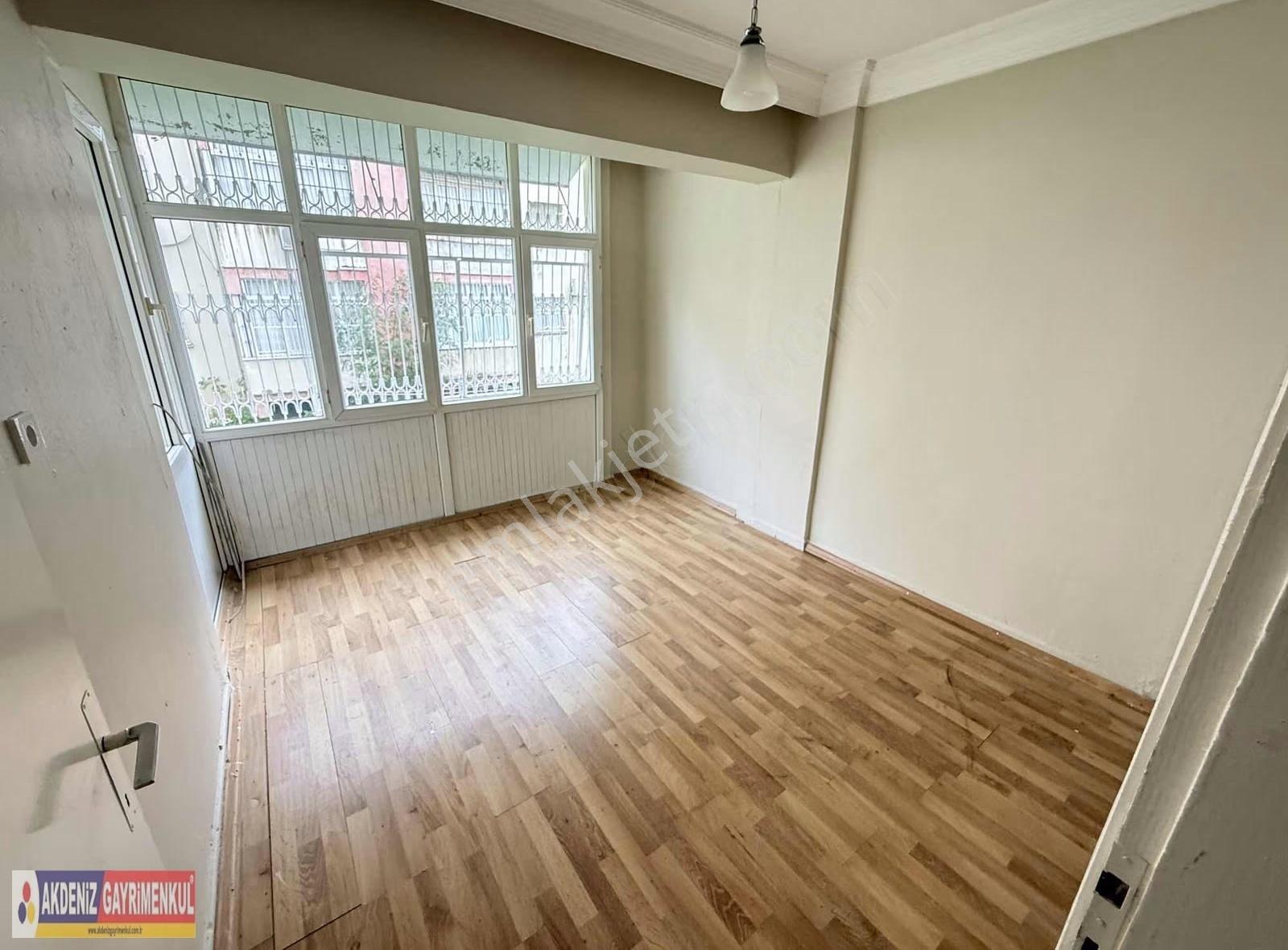 2000 Evler Mahallesinde Temiz 2+1 Kapalı Mutfaklı Kiralık Daire - Görsel 12