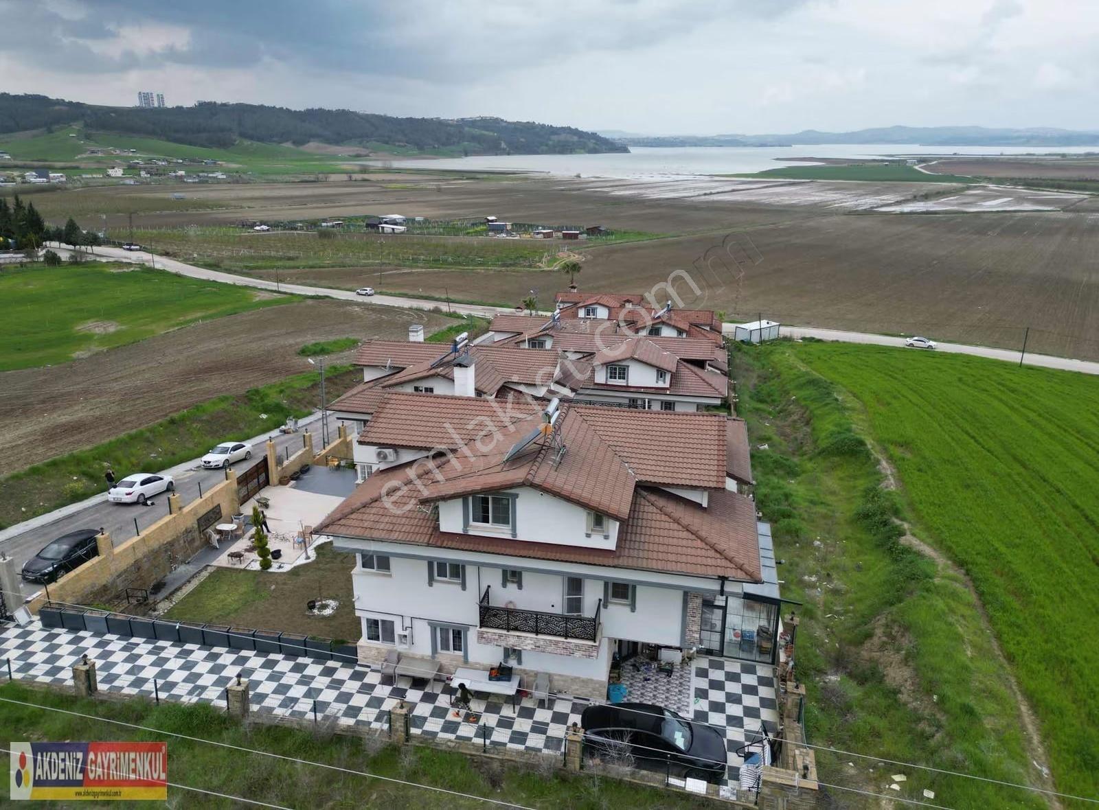 Göl Manzaralı Site İçi Doğa Ve Mimarinin Kusursuz Uyumu... - Görsel 28
