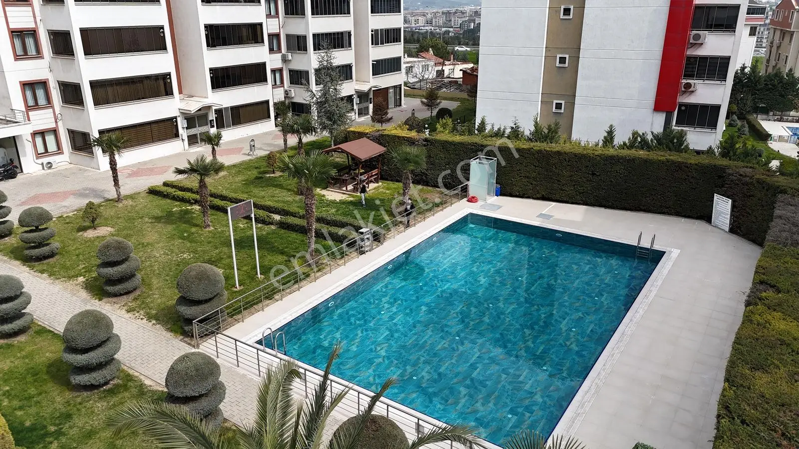 Cb Focus'tan Balat / Elitevler-2 Sitesinde Satılık 3+1 Daire