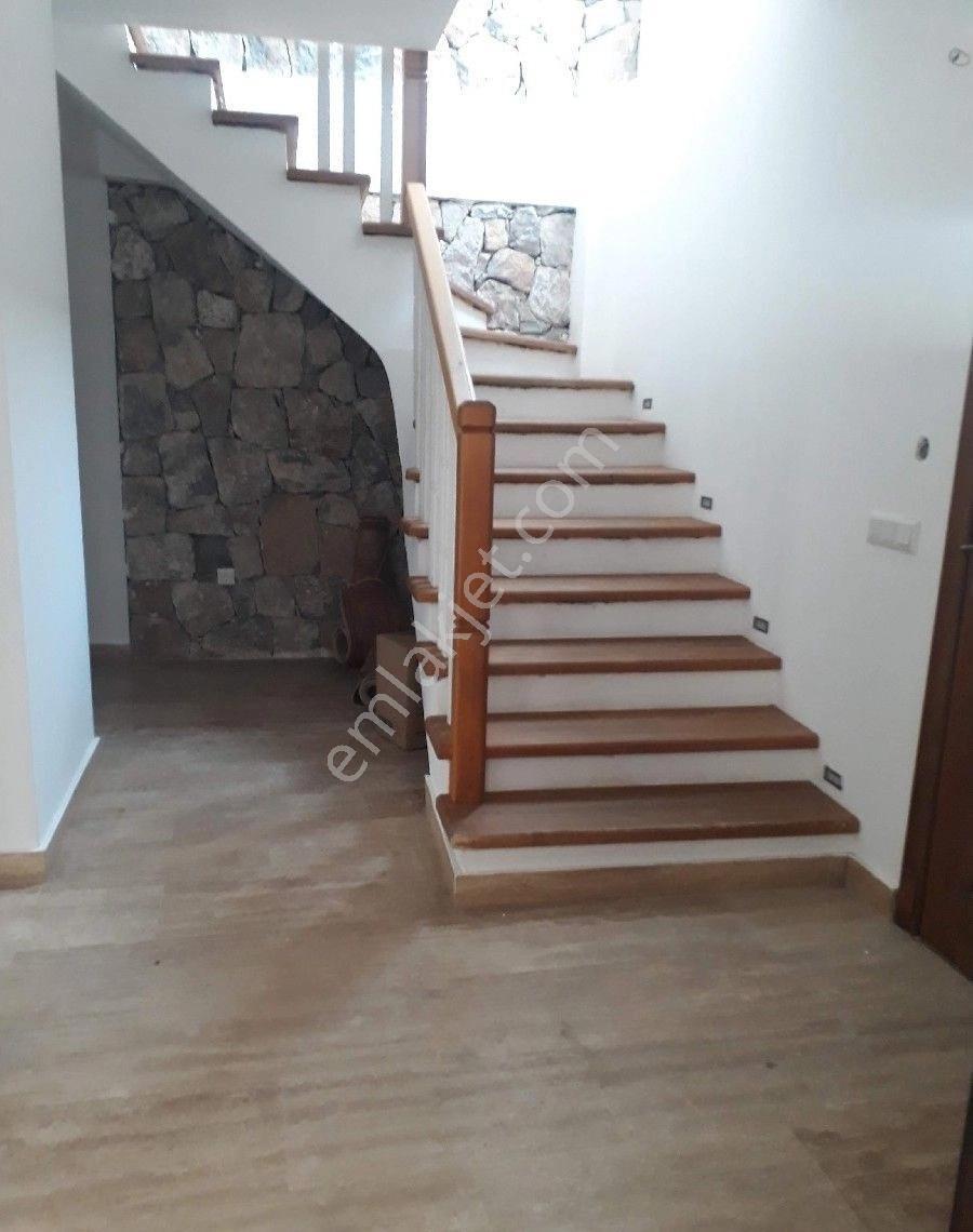 Konacık Avenue Avm Ye 200 Mt.460 M2 Arsa İçerisinde 200 M2 5+1 Dubleks Müstakil Villa - Görsel 24