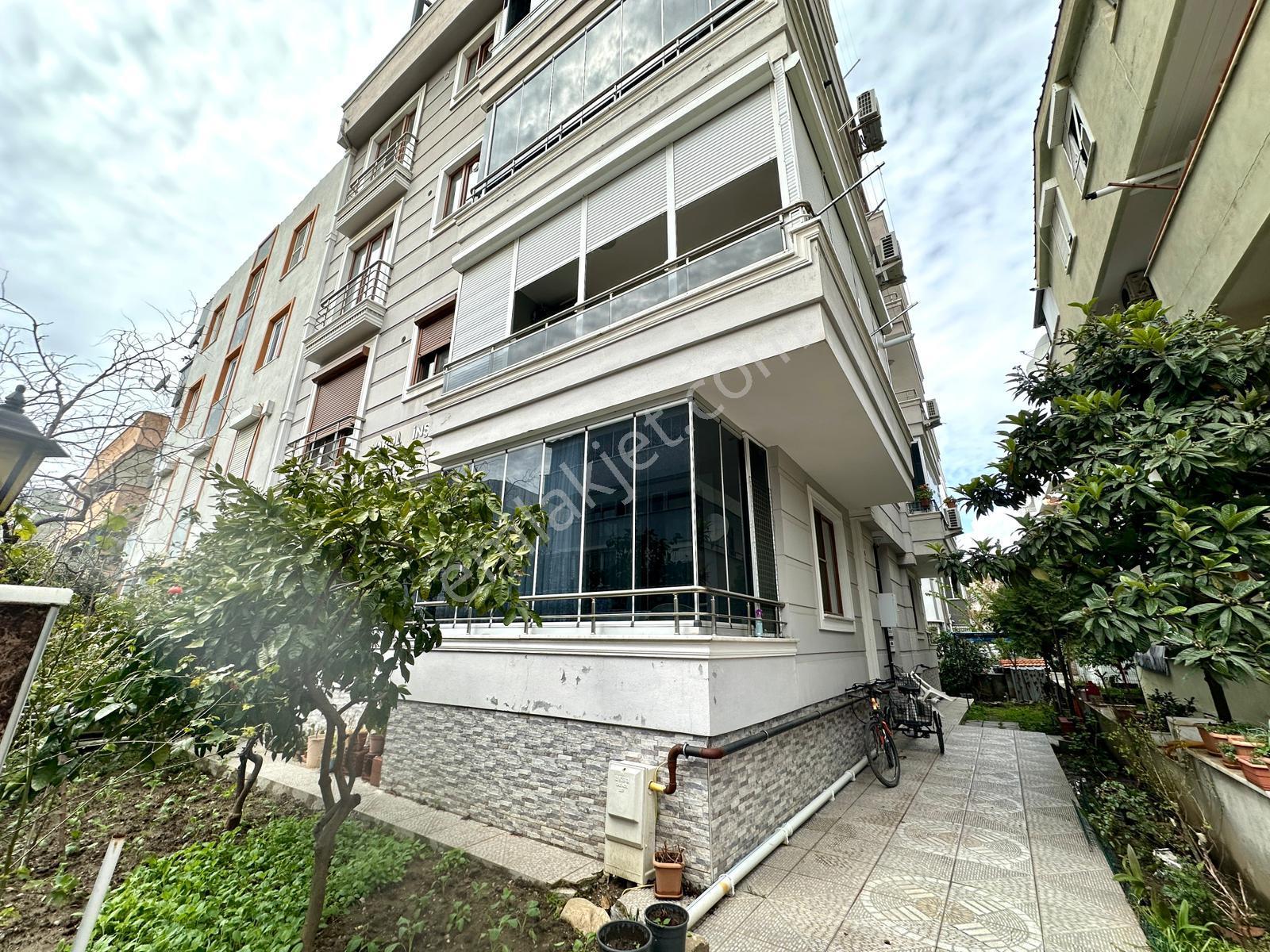 Referans'tan Yetkili Altınkum'da Yüksek Giriş Denize Yakın 1+1 Kiralık Daire
