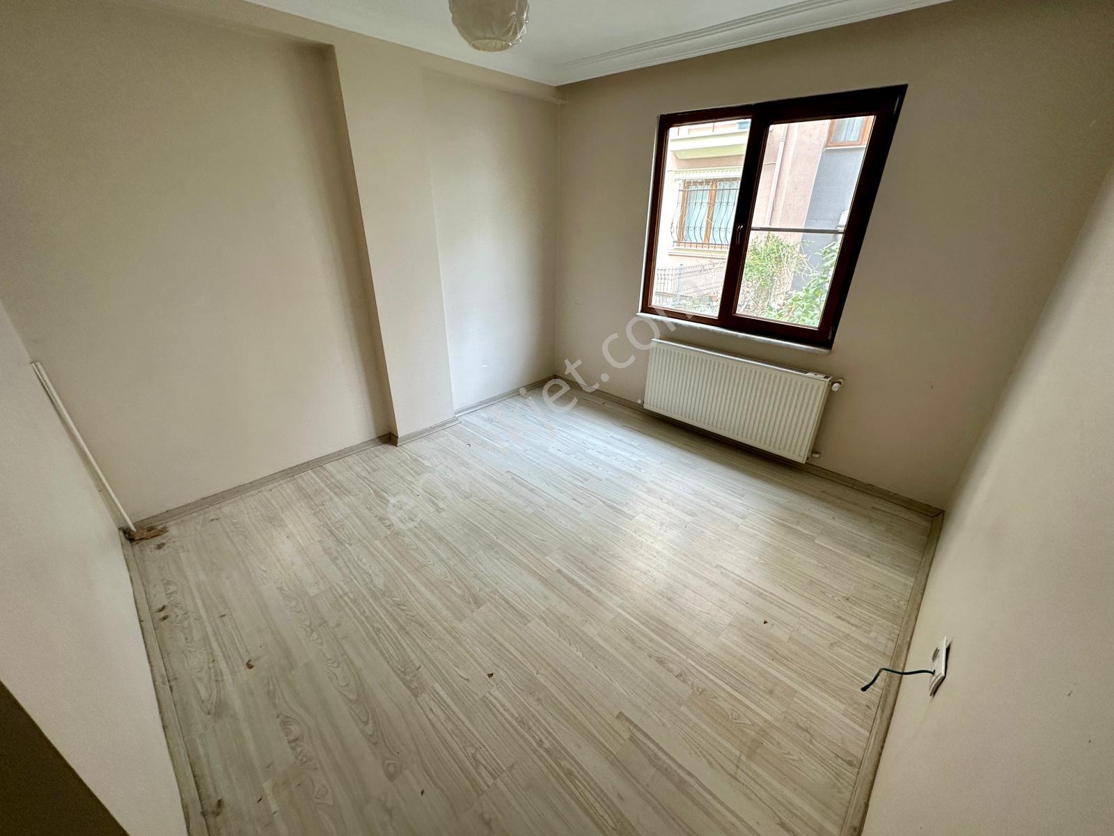 Referans'tan Yetkili Altınkum'da Yüksek Giriş Denize Yakın 1+1 Kiralık Daire - Görsel 13