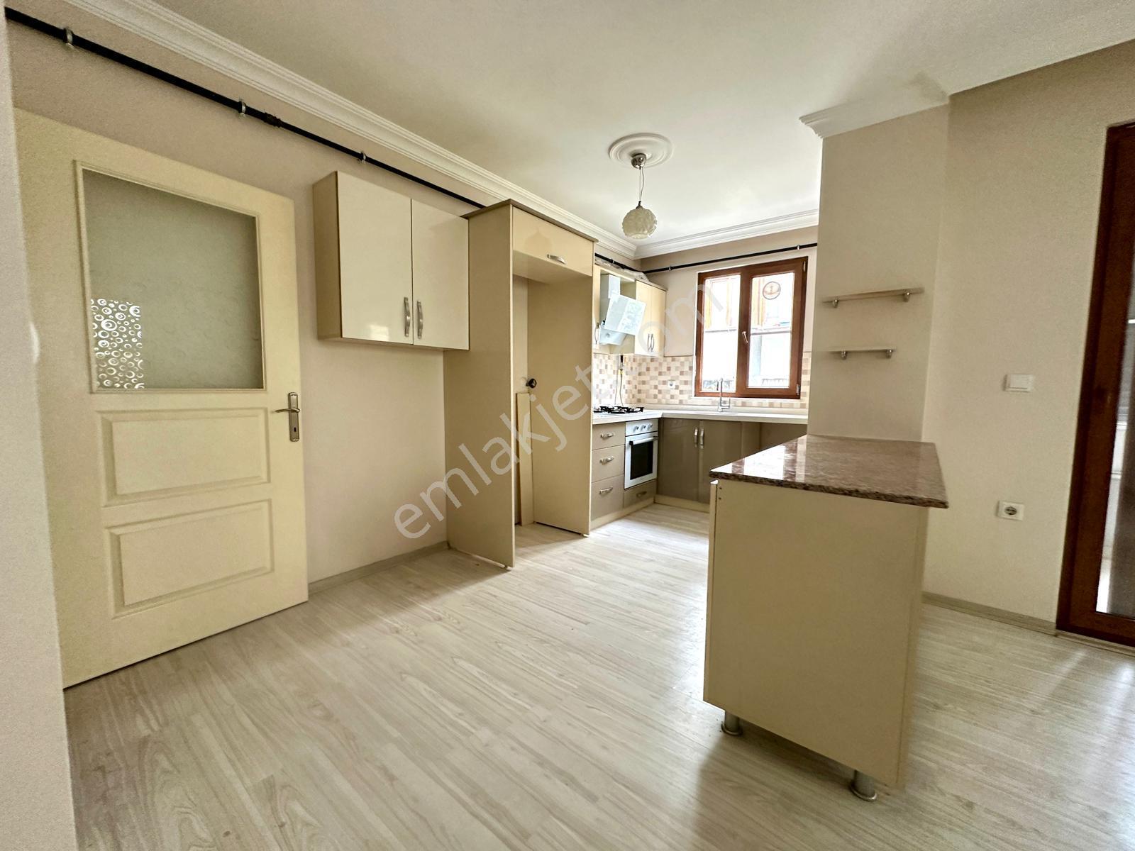 Referans'tan Yetkili Altınkum'da Yüksek Giriş Denize Yakın 1+1 Kiralık Daire - Görsel 29