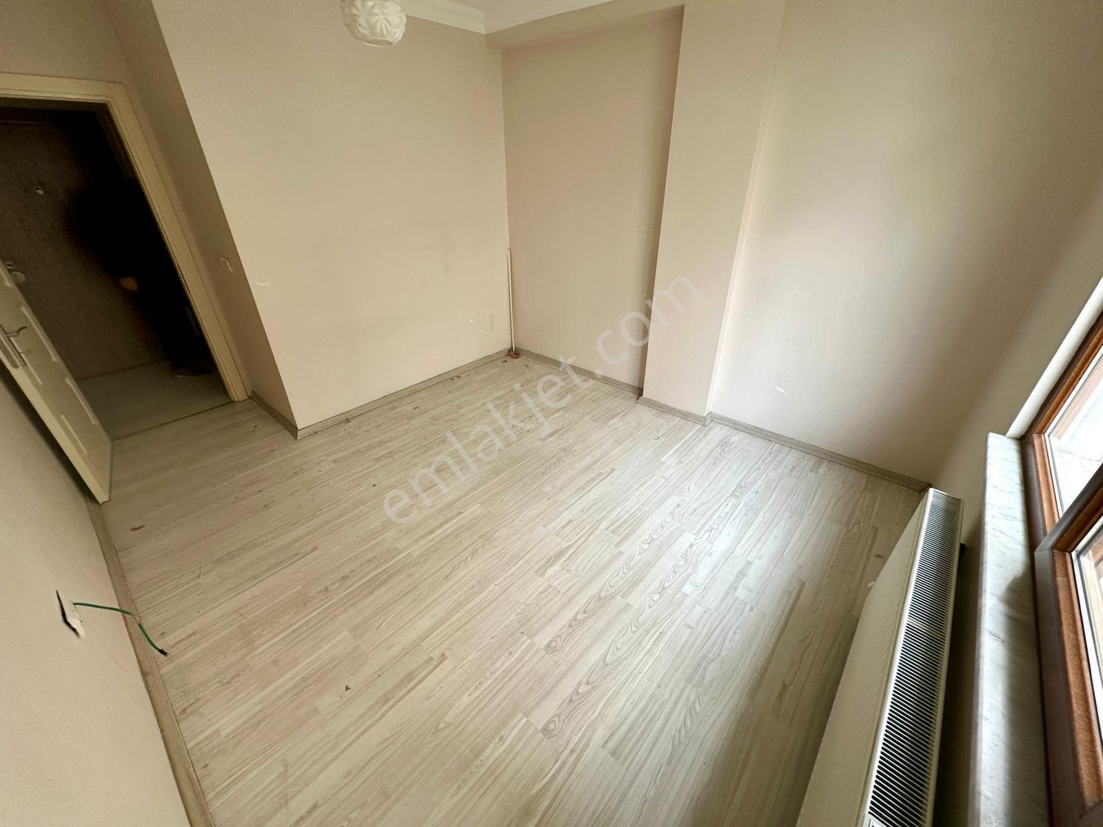 Referans'tan Yetkili Altınkum'da Yüksek Giriş Denize Yakın 1+1 Kiralık Daire - Görsel 11
