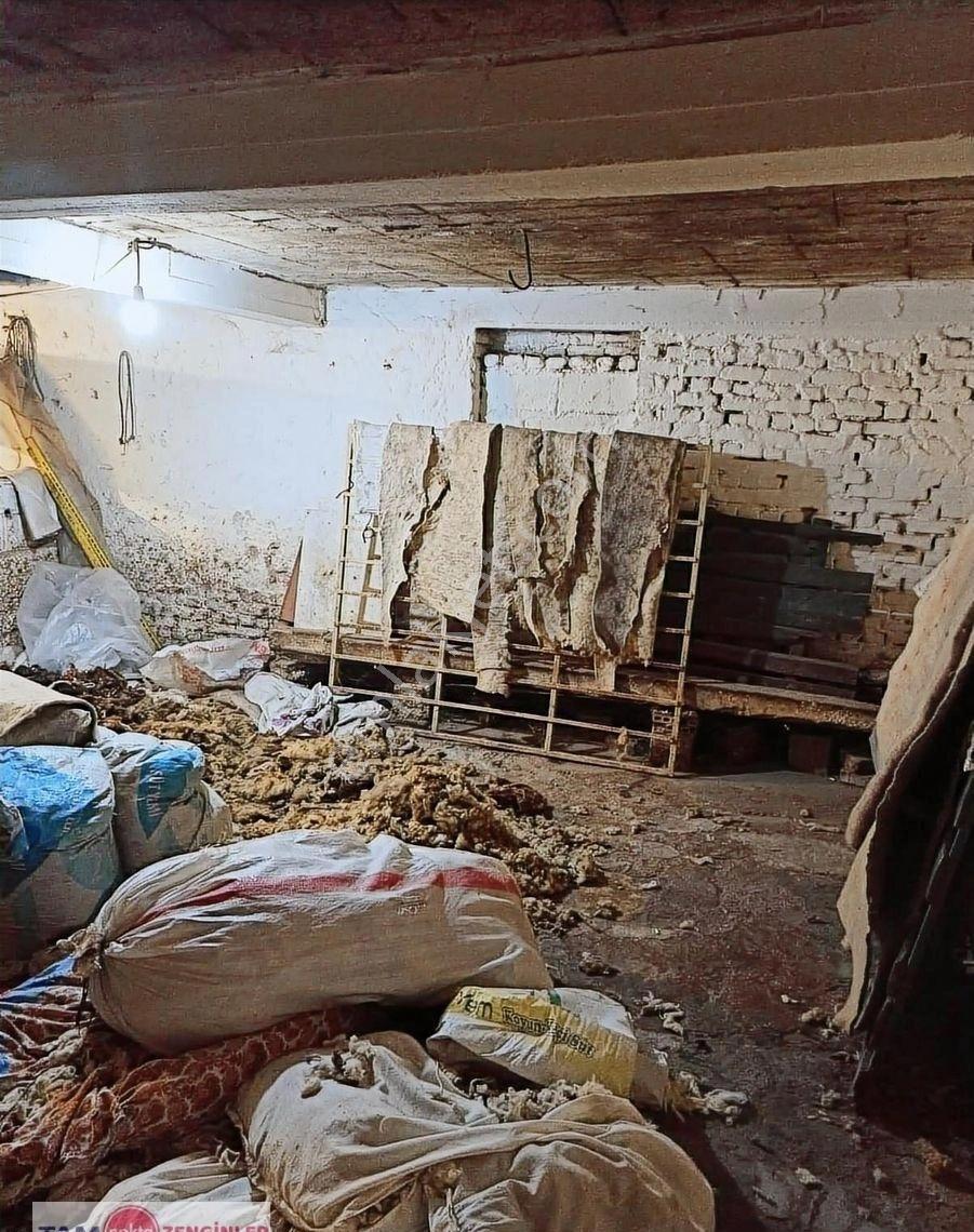 Tenekeciler Çarşısında Ticari+konut İmarlı Satılık Arsa - Görsel 5