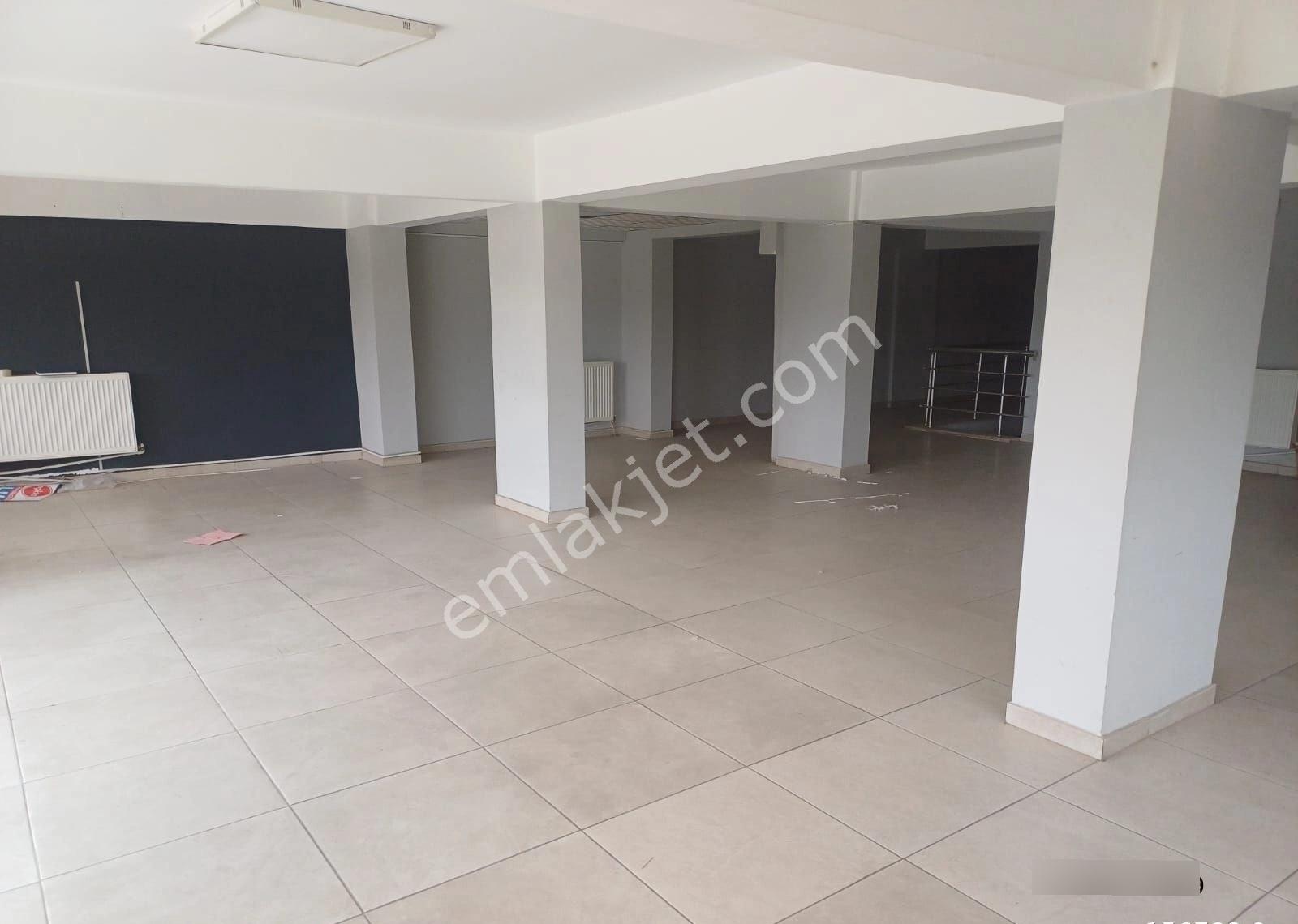 Kiralık 300 M2 İş Yeri Batar Katlı Köşe Başı Son Sokakta - Görsel 19