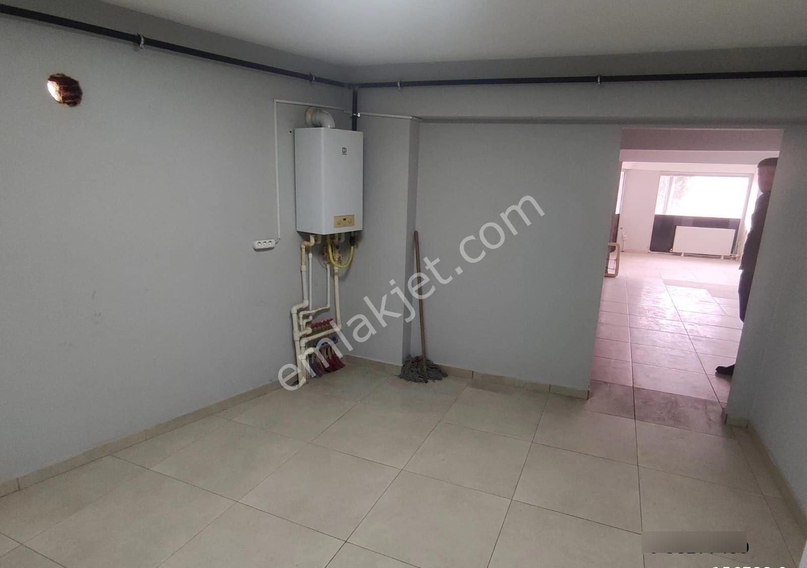 Kiralık 300 M2 İş Yeri Batar Katlı Köşe Başı Son Sokakta - Görsel 16