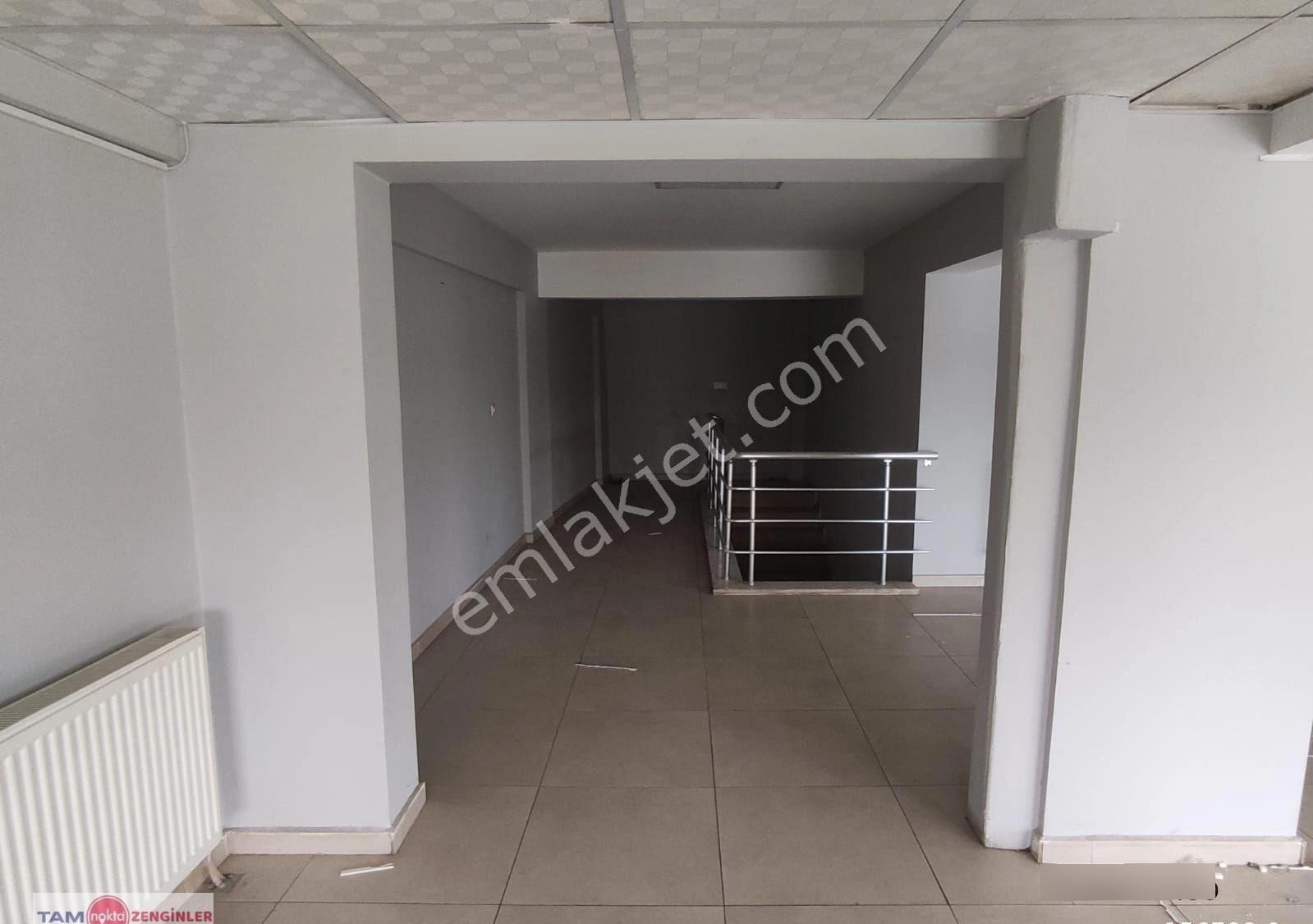 Kiralık 300 M2 İş Yeri Batar Katlı Köşe Başı Son Sokakta - Görsel 9