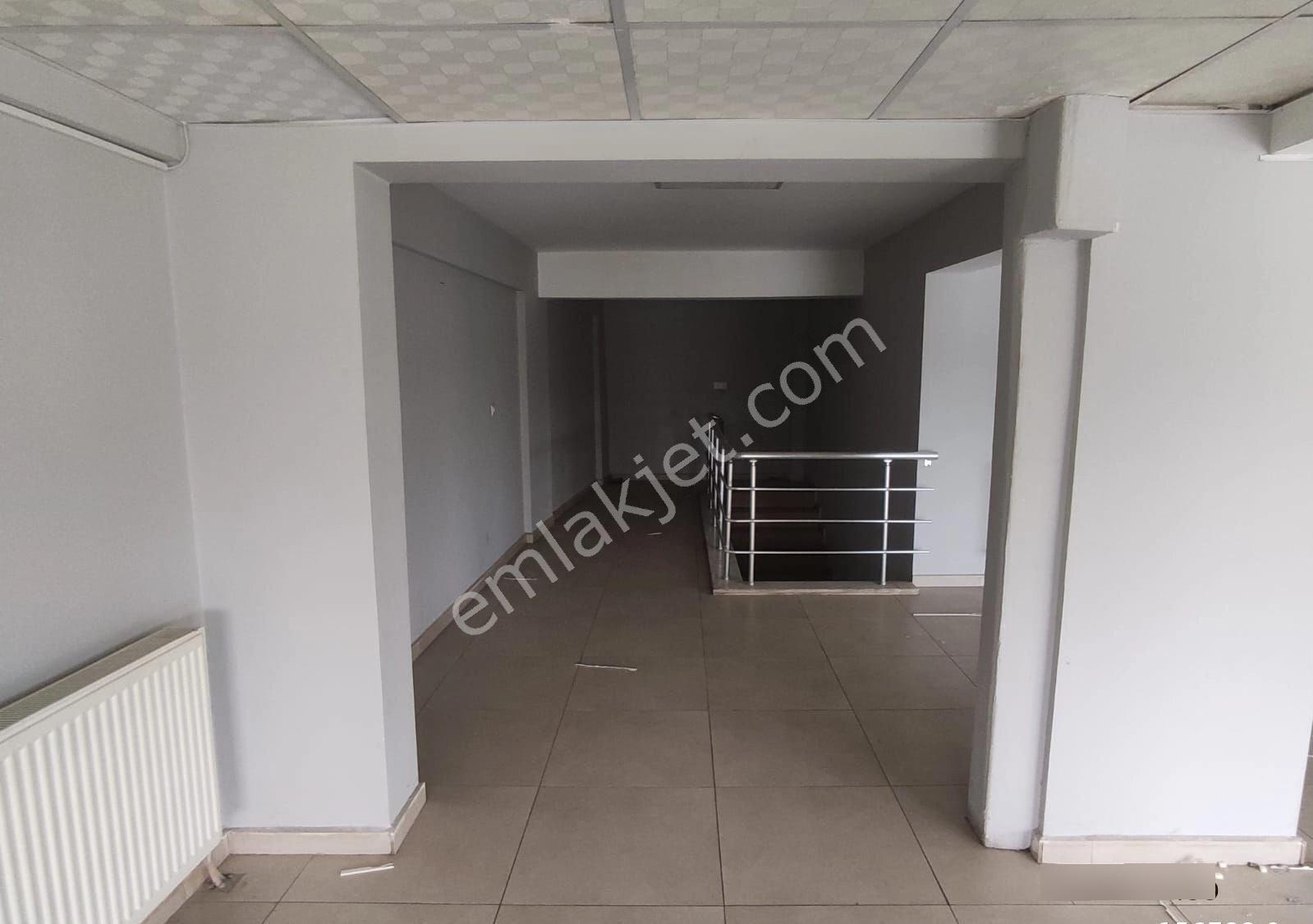 Kiralık 300 M2 İş Yeri Batar Katlı Köşe Başı Son Sokakta - Görsel 24