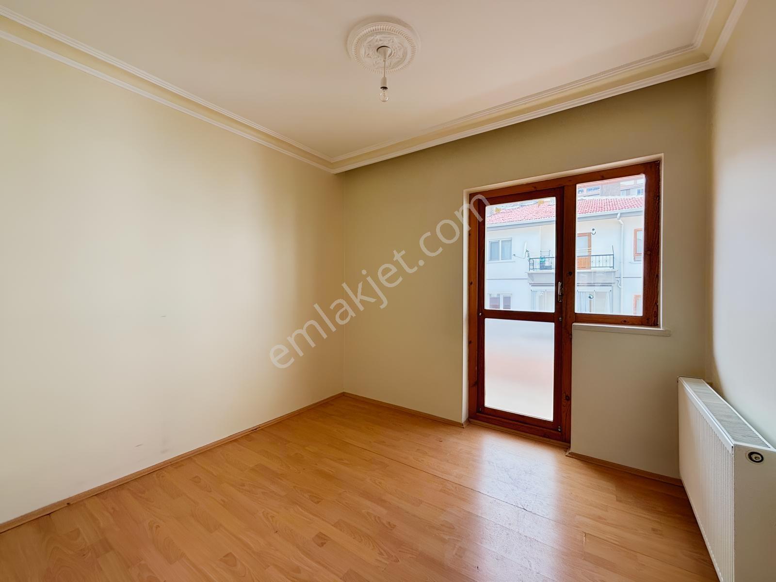 Barut Emlaktan Hastane Yakını Masrafsız Boyalı 120 M2 3+1 Daire - Görsel 9