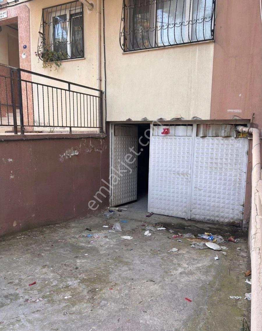 Karabağlar Tahsinyazıcı Mahallesinde 2+1 Satılık Daire - Görsel 2