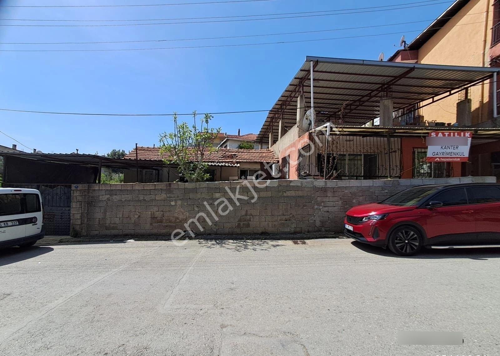 Umut Mahallesi 305 M2 Arsa İçinde 130 M2 3+1 Satılık Ev - Görsel 4