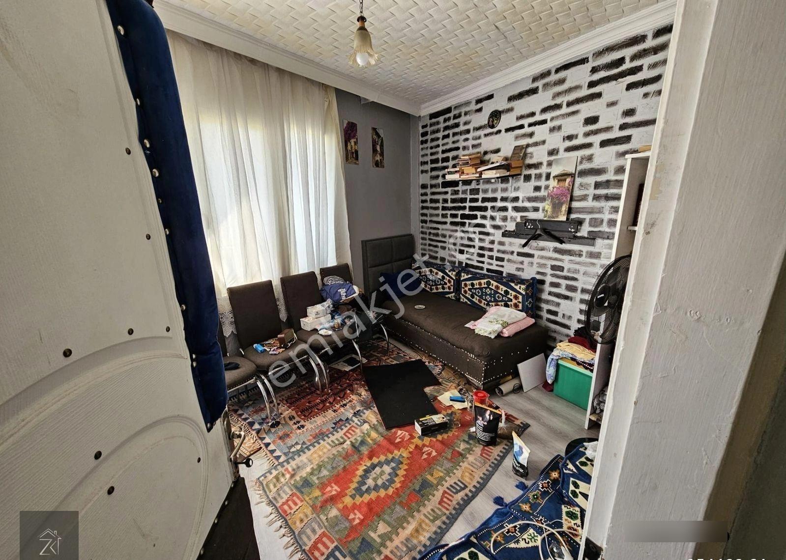 Konak Duatepe Mahallesinde Acil Satılık Fırsat Daire - Görsel 6