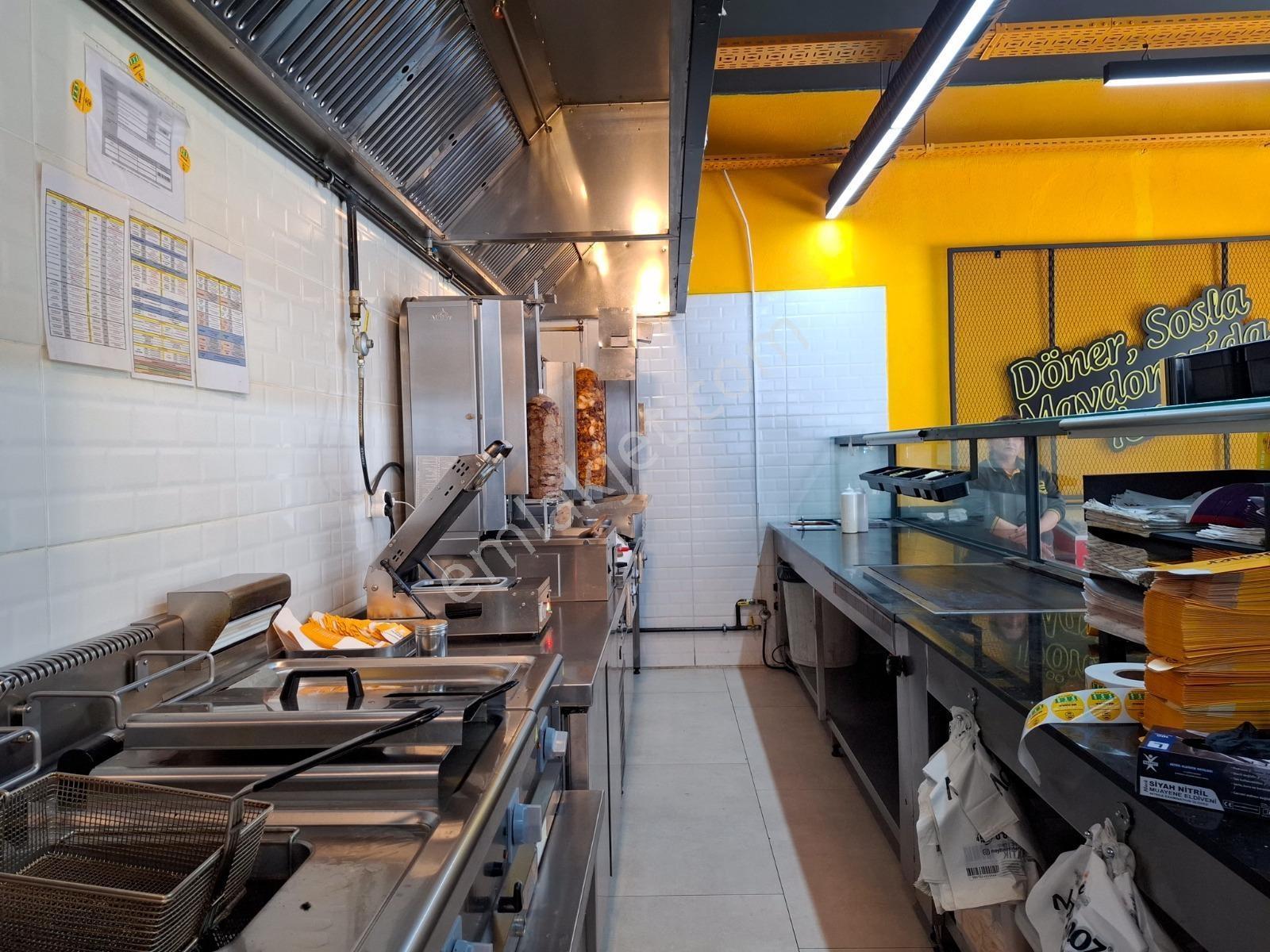 Atatürk Bulvarında Devren Kıralık Kurumsal Fast Food Restaurant - Görsel 30