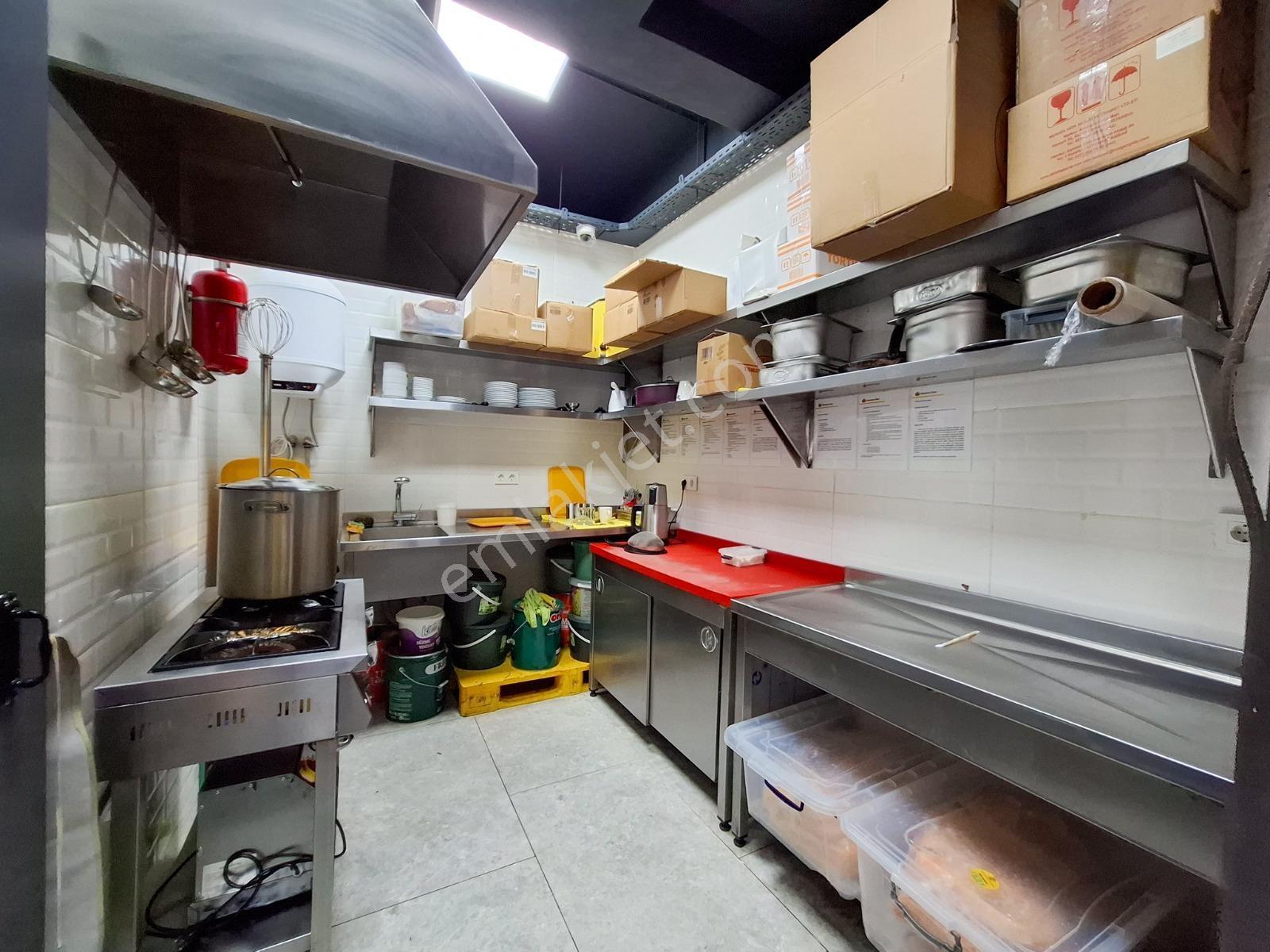 Atatürk Bulvarında Devren Kıralık Kurumsal Fast Food Restaurant - Görsel 19