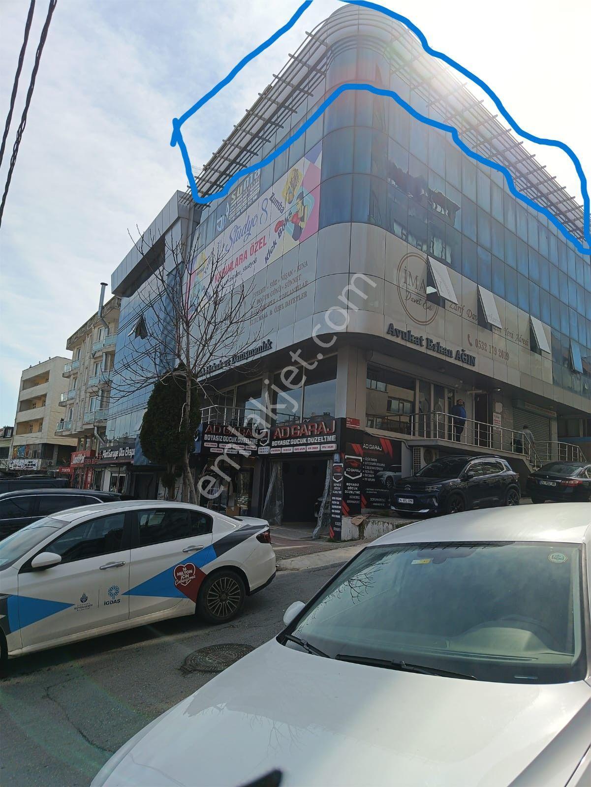 Sancaktepe-sarıgazi, Atatürk Caddesi Üzeri-teraslı Kiralık Plaza Katı - Görsel 2