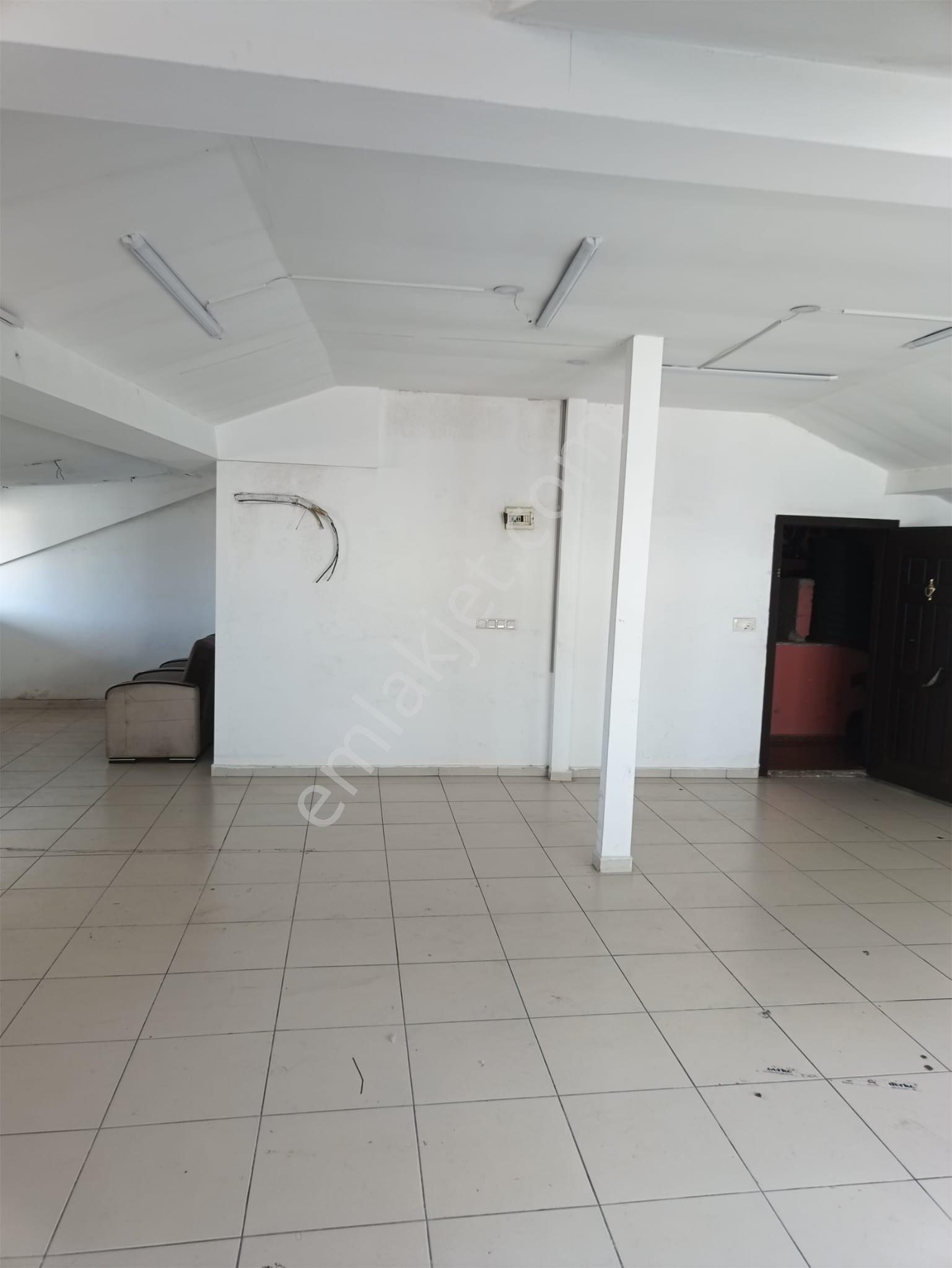 Sancaktepe-sarıgazi, Atatürk Caddesi Üzeri-teraslı Kiralık Plaza Katı - Görsel 13