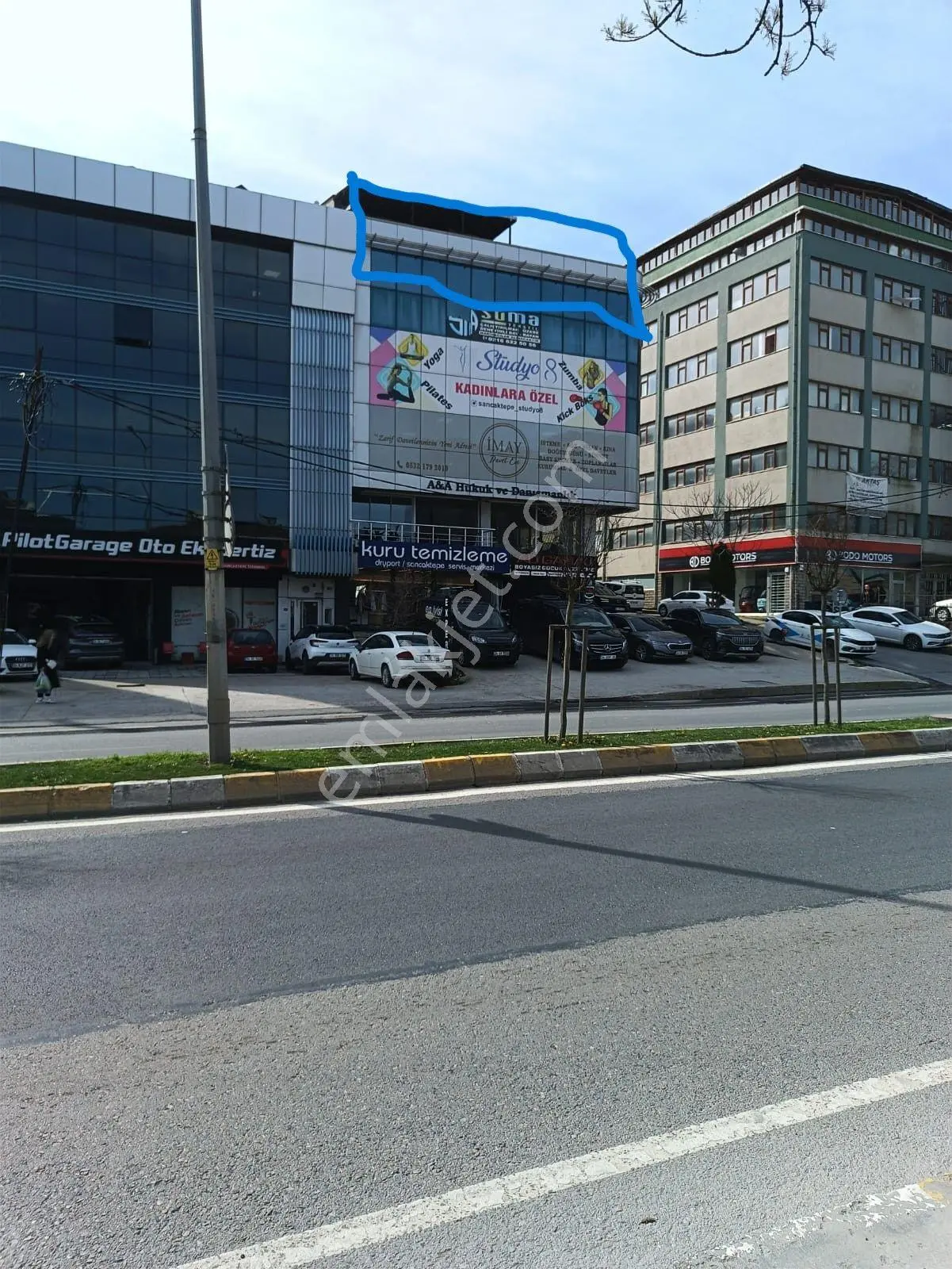 Sancaktepe-sarıgazi, Atatürk Caddesi Üzeri-teraslı Kiralık Plaza Katı