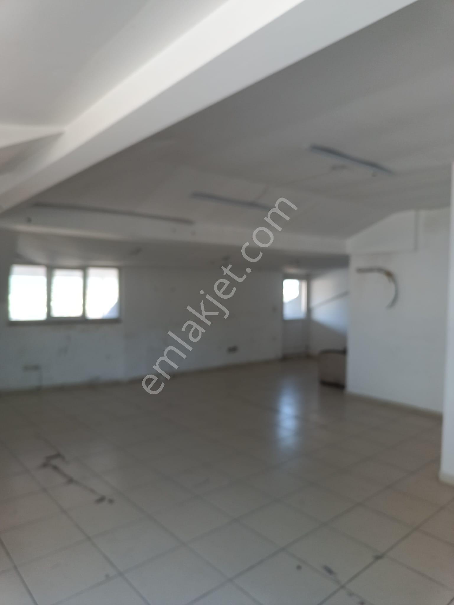 Sancaktepe-sarıgazi, Atatürk Caddesi Üzeri-teraslı Kiralık Plaza Katı - Görsel 20