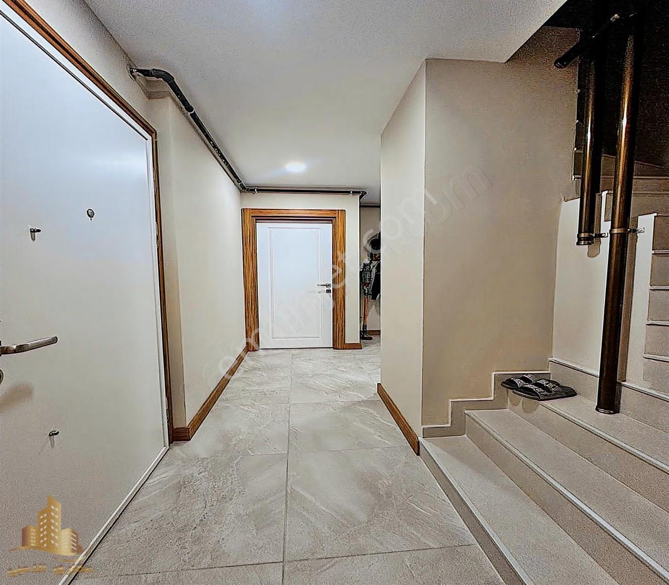 Palm Marin Sitesinde Deniz Manzaralı Dubleks 3+1 Fırsat - Görsel 19