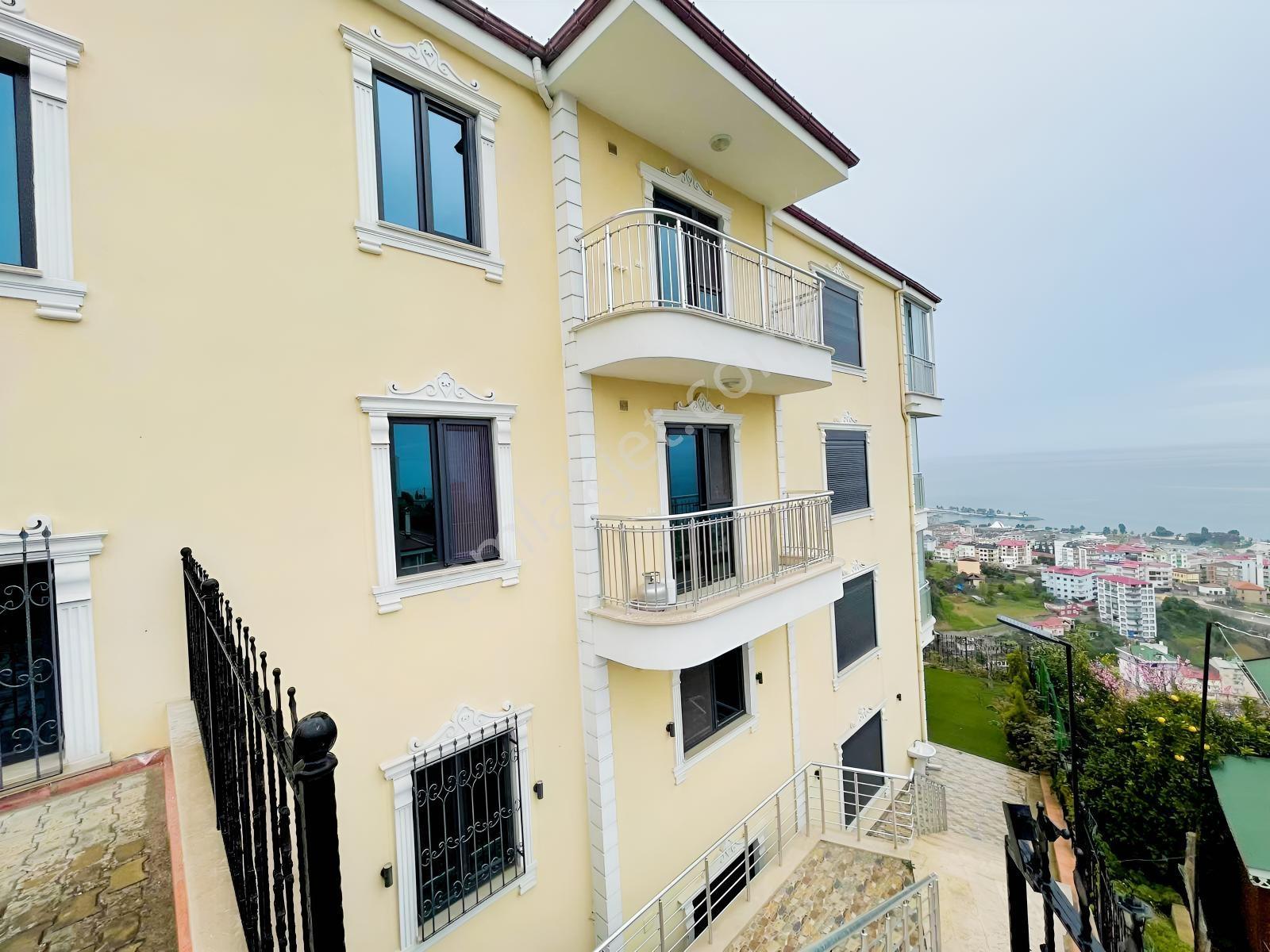 Sarıtaş'ta Satılık 4 Katlı Geniş Aile Villası - Görsel 32