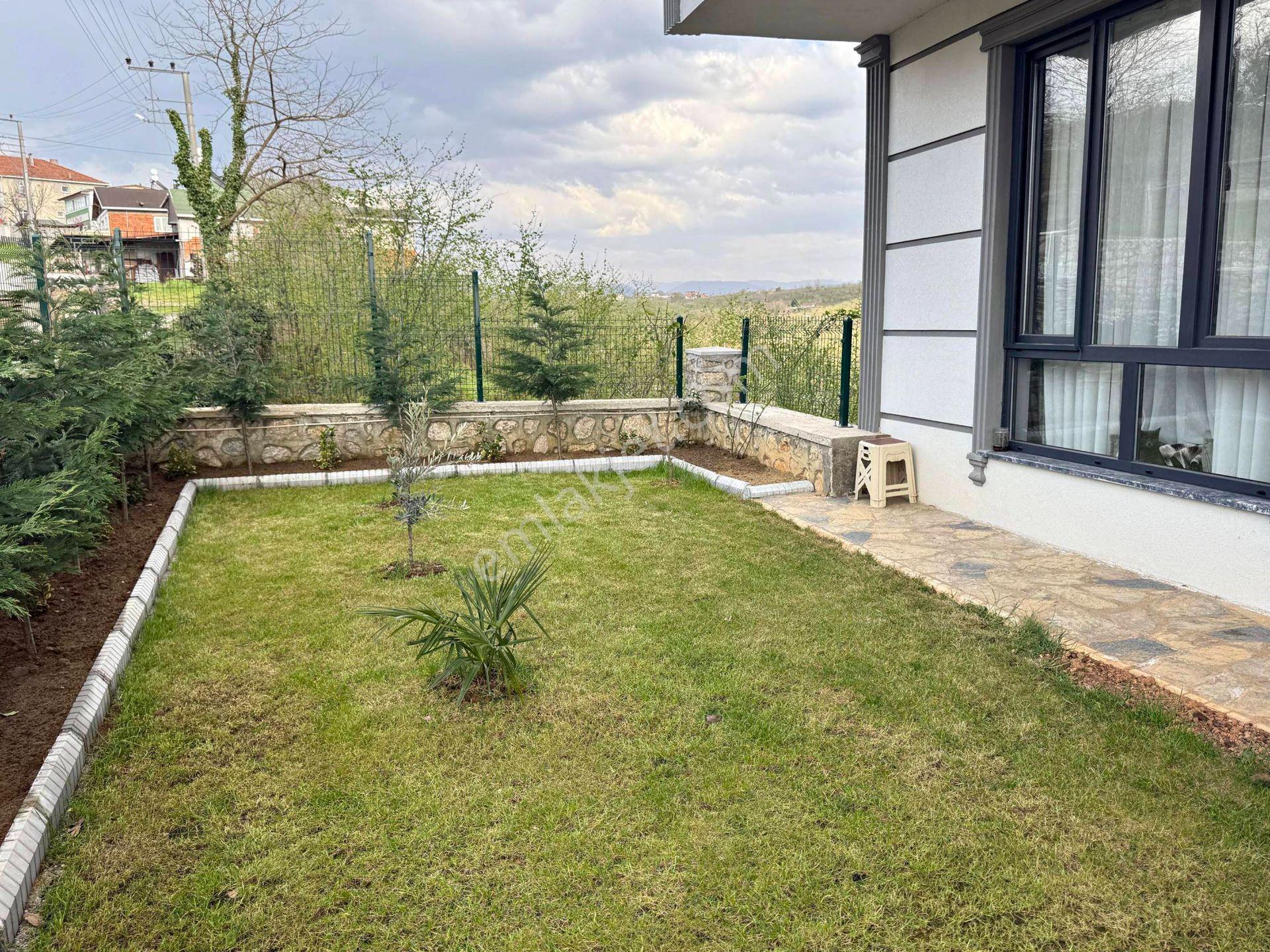 Akçakoca Ayazlı Mahallesi'nde 401 M2 Arsa İçerisind 6+2 453 M2 Satılık Tripleks Villa - Görsel 34
